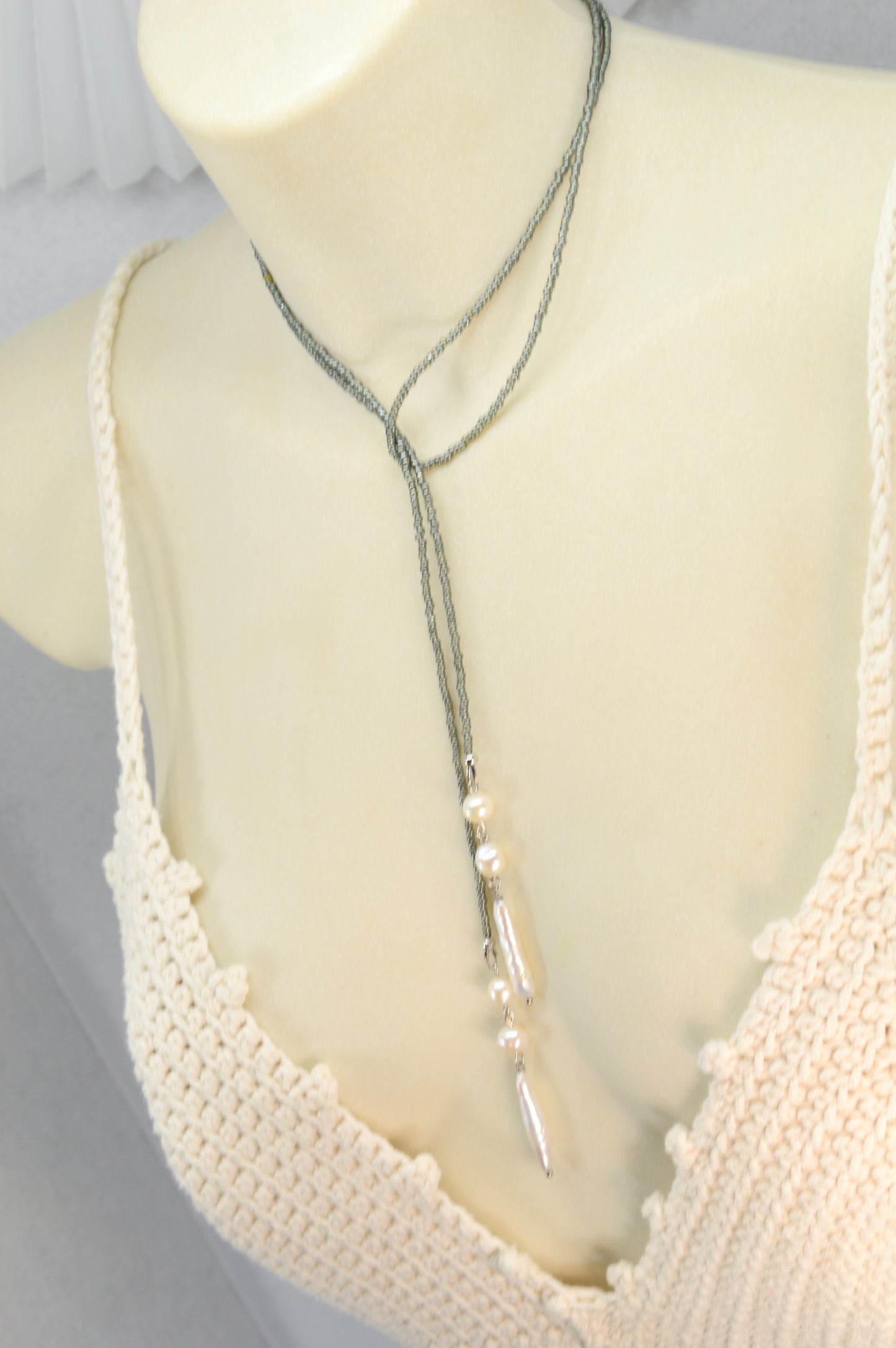 Minimalist Beaded Necklace with Freshwater Pearls – Modern Layered Jewelry