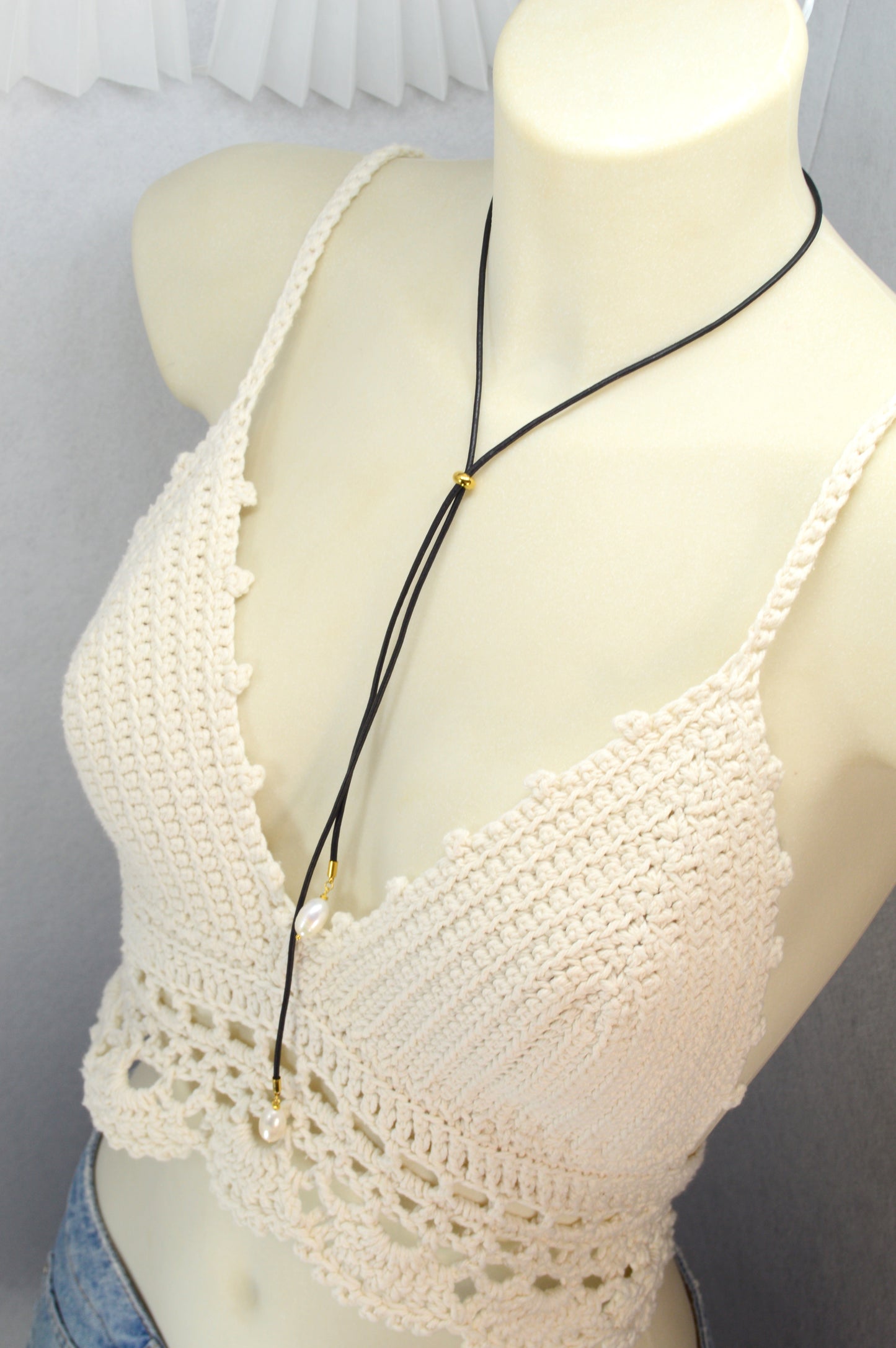 Minimalist Black Cord Necklace with Freshwater Pearls – Adjustable Y Choker | Modern Jewelry Trend 2025