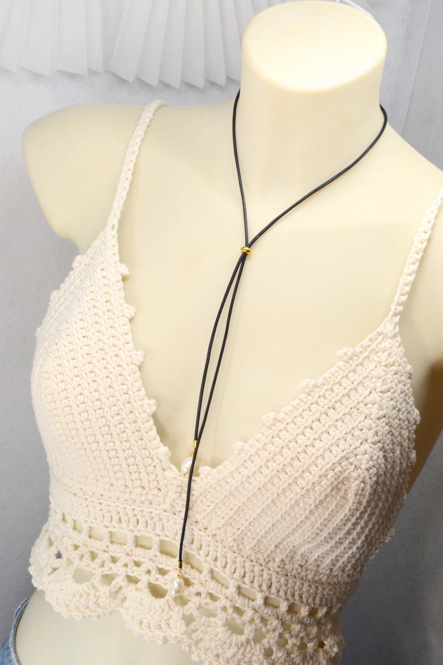 Minimalist Black Cord Necklace with Freshwater Pearls – Adjustable Y Choker | Modern Jewelry Trend 2025