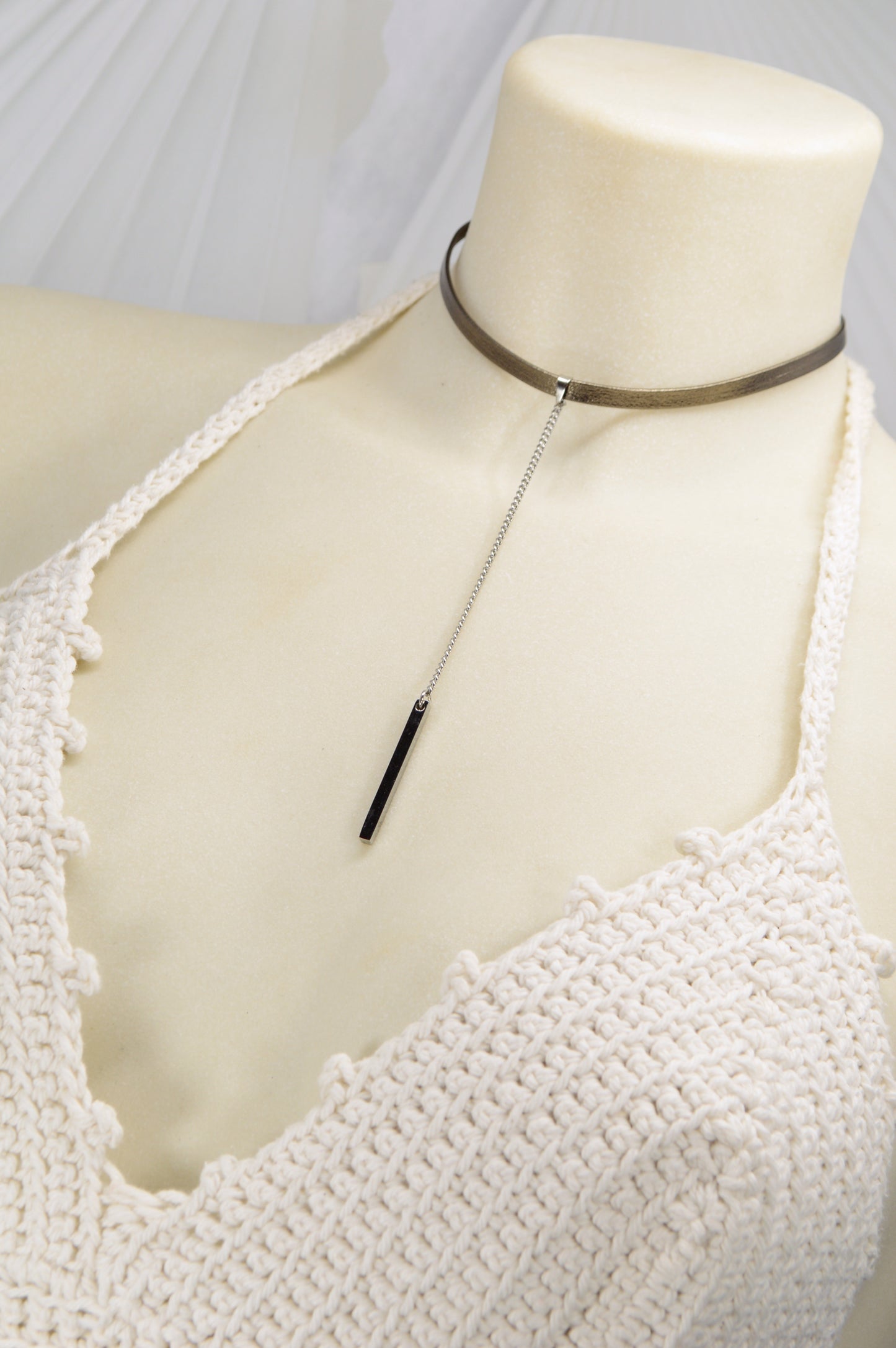 Stainless Steel Bar Pendant Choker – Leather Cord Necklace | Minimalist Y Necklace for Women & Men | Modern Statement Jewelry