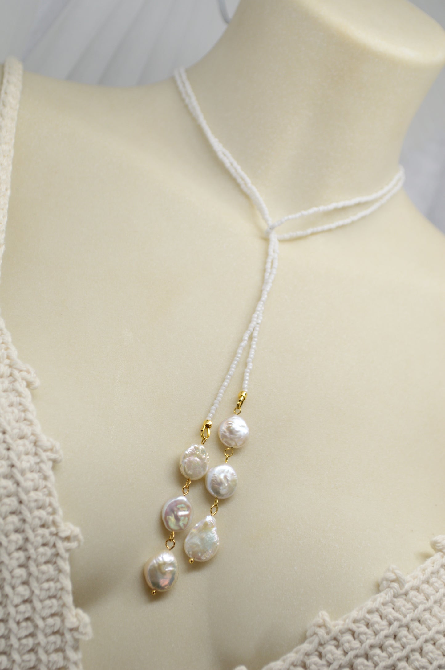 White Pearl Lariat Necklace – Adjustable Seed Bead Y Necklace with Freshwater Pearls