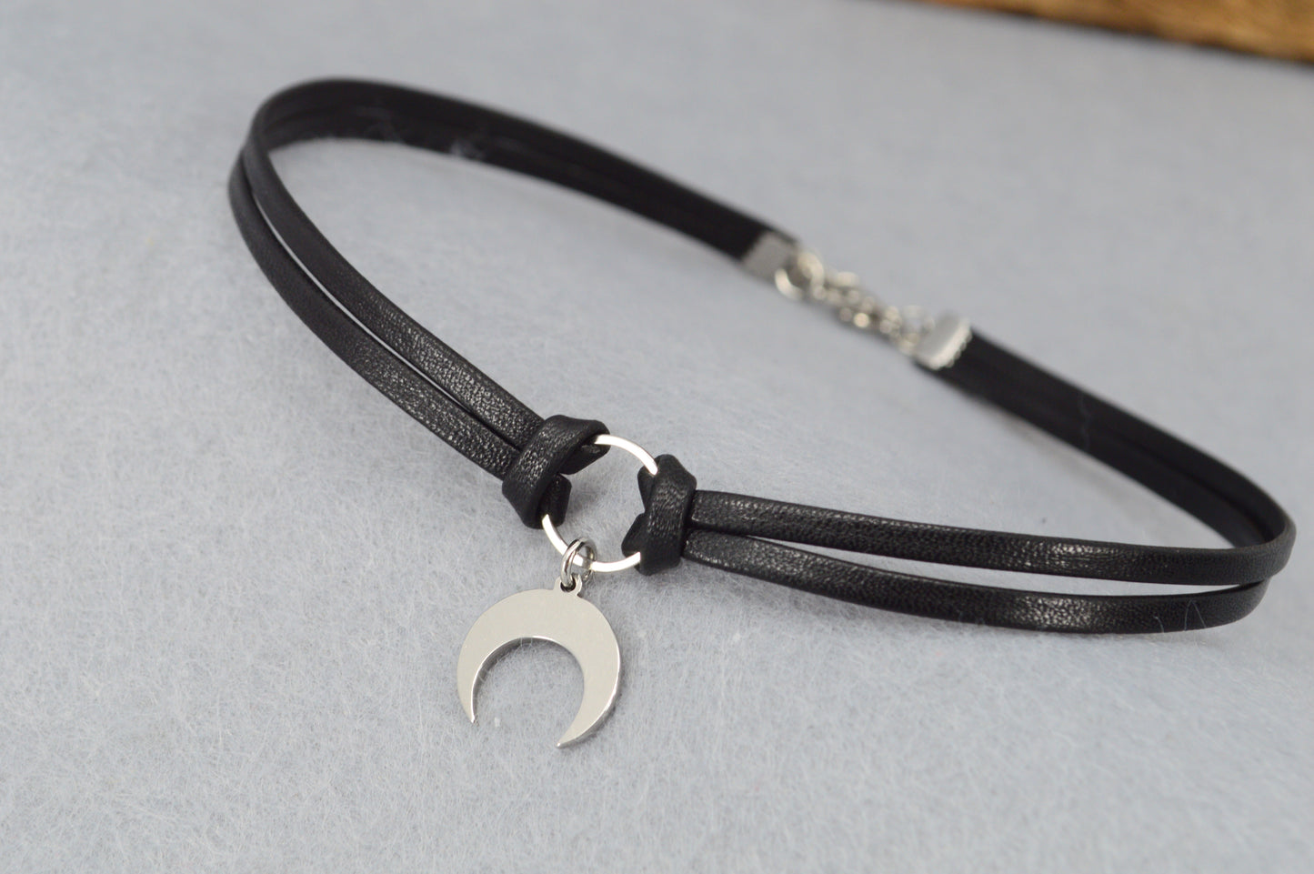 Minimalist Leather Choker Necklace – 5 Charm Options – Adjustable – Gothic, Punk, Boho, Pearl, Moon, Cross