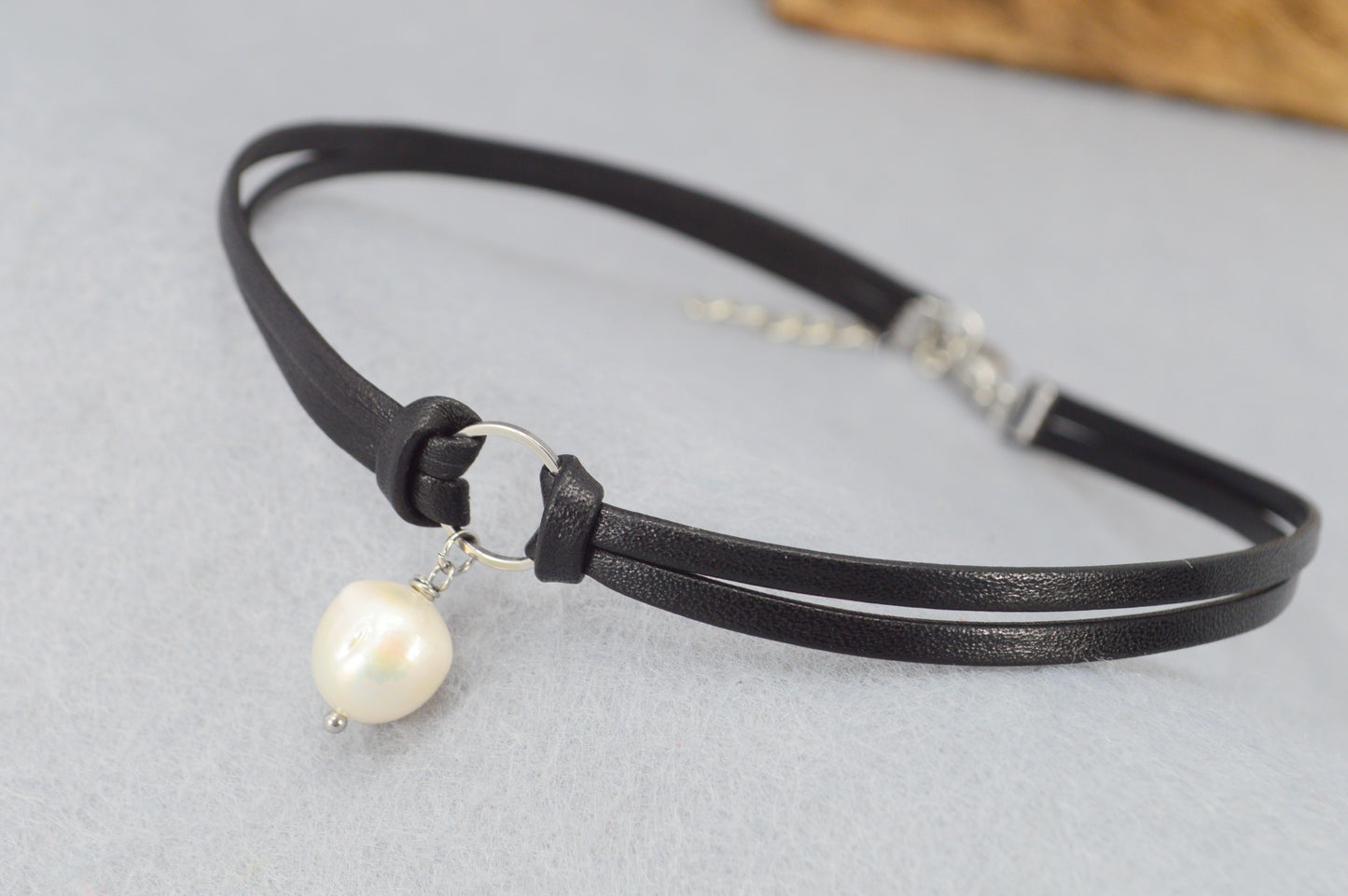 Minimalist Leather Choker Necklace – 5 Charm Options – Adjustable – Gothic, Punk, Boho, Pearl, Moon, Cross