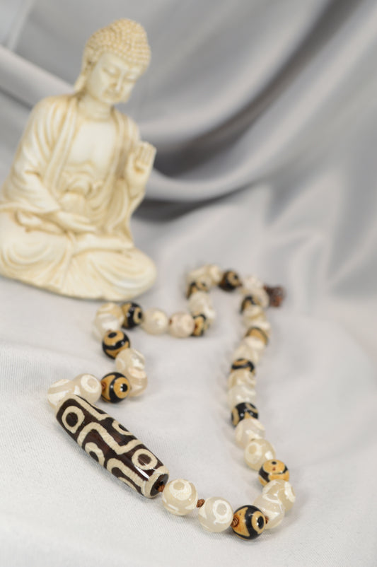 Black & Ivory Tibetan Dzi Bead Necklace – Boho Spiritual Amulet / Unisex Protection Jewelry