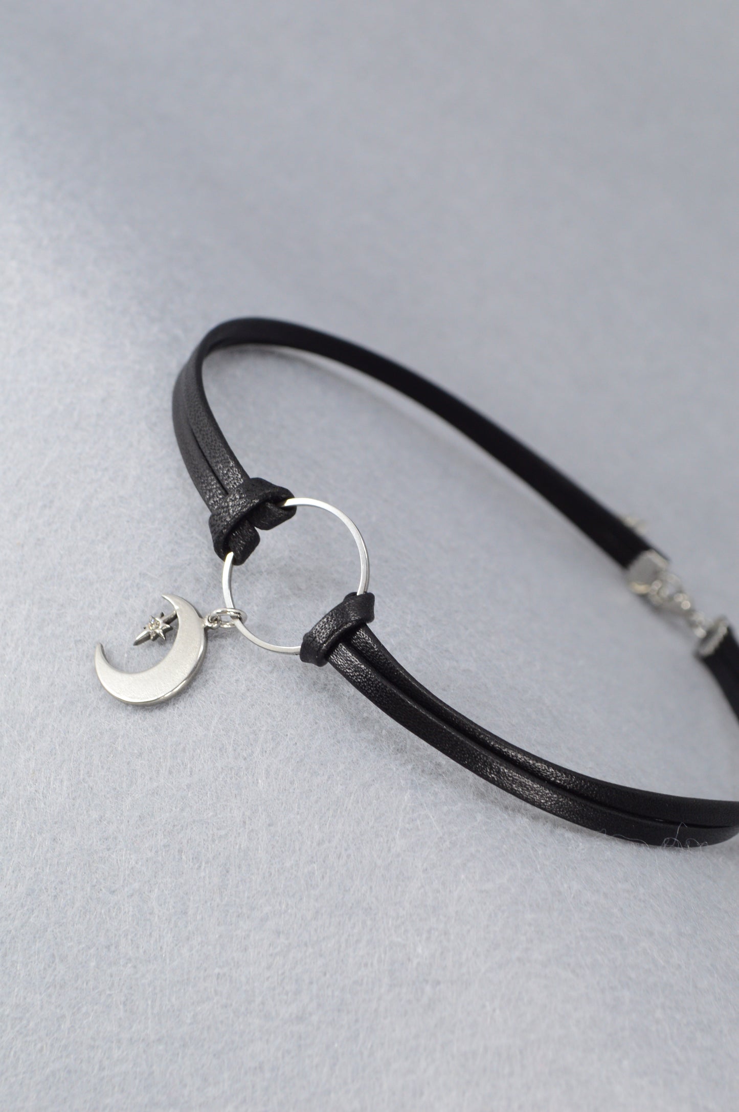 Minimalist Leather Choker Necklace – 5 Charm Options – Adjustable – Gothic, Punk, Boho, Pearl, Moon, Cross