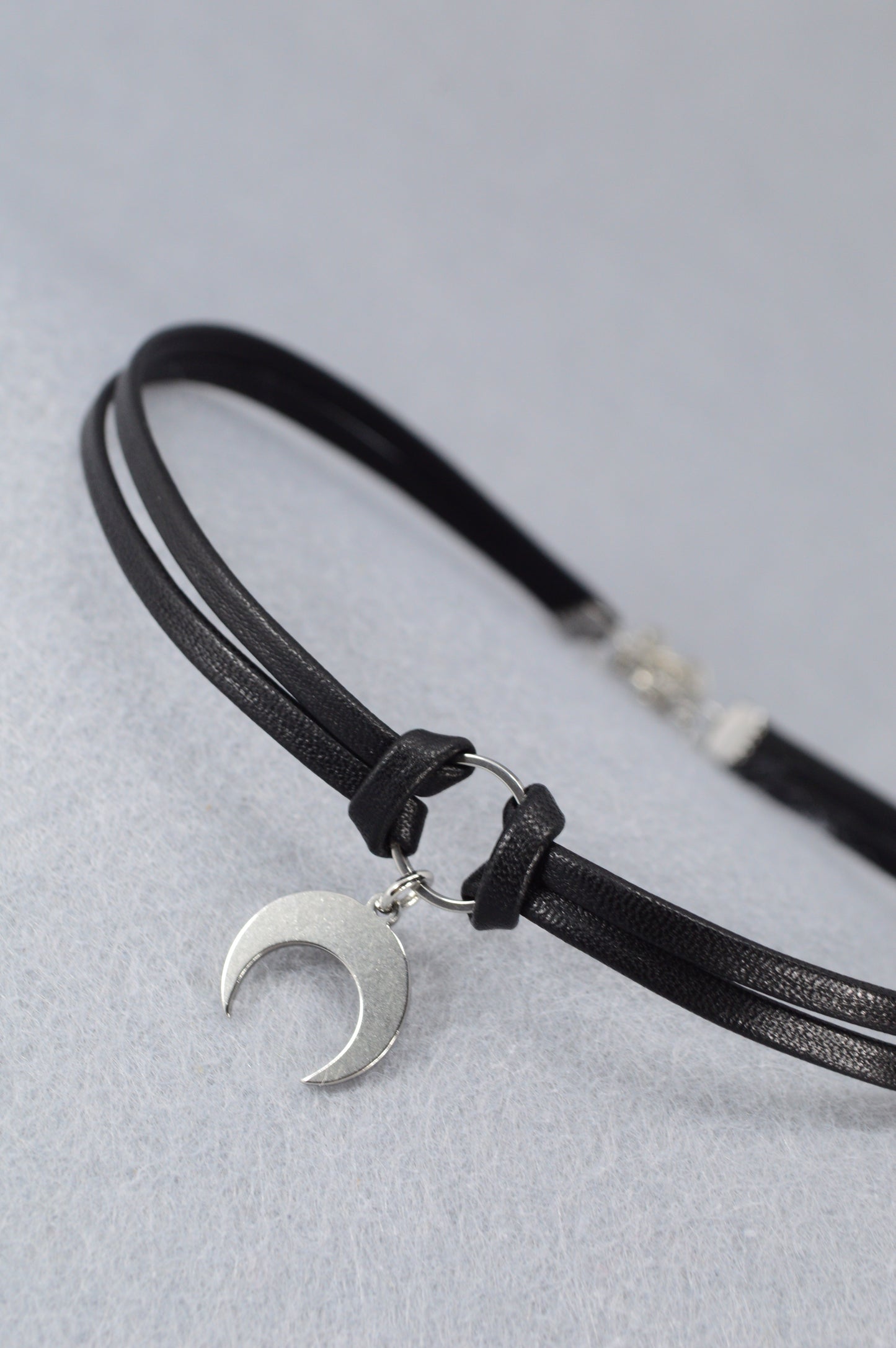 Minimalist Leather Choker Necklace – 5 Charm Options – Adjustable – Gothic, Punk, Boho, Pearl, Moon, Cross