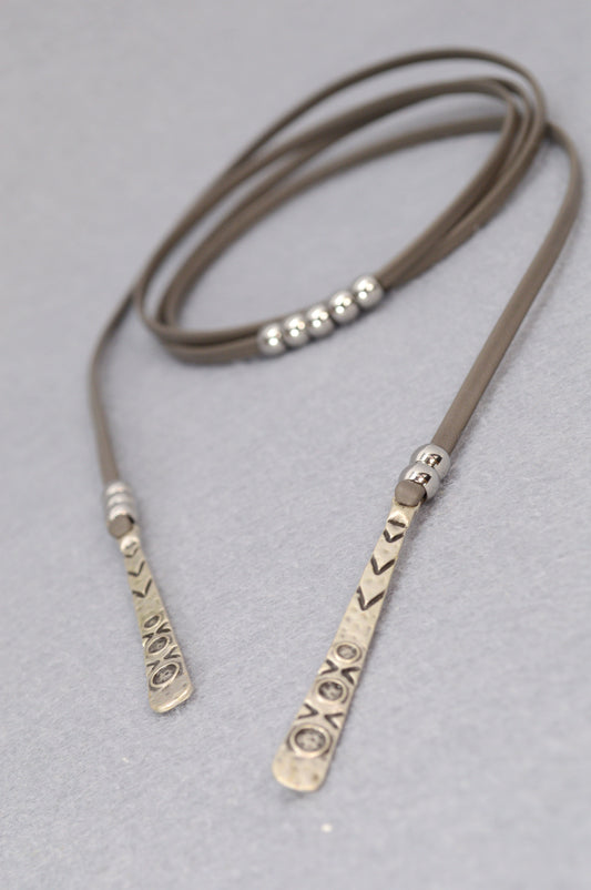 Handmade Leather Wrap Choker Necklace with Metal Bar Ends – Adjustable Boho Festival Jewelry – 3 Colors (Black, Grey, Dark Brown)