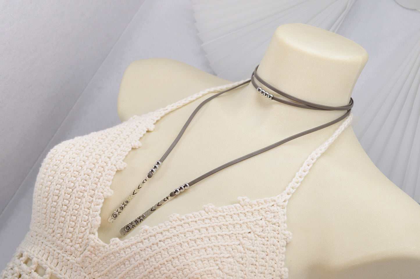 Handmade Leather Wrap Choker Necklace with Metal Bar Ends β Adjustable Boho Festival Jewelry β 3 Colors (Black, Grey, Dark Brown)