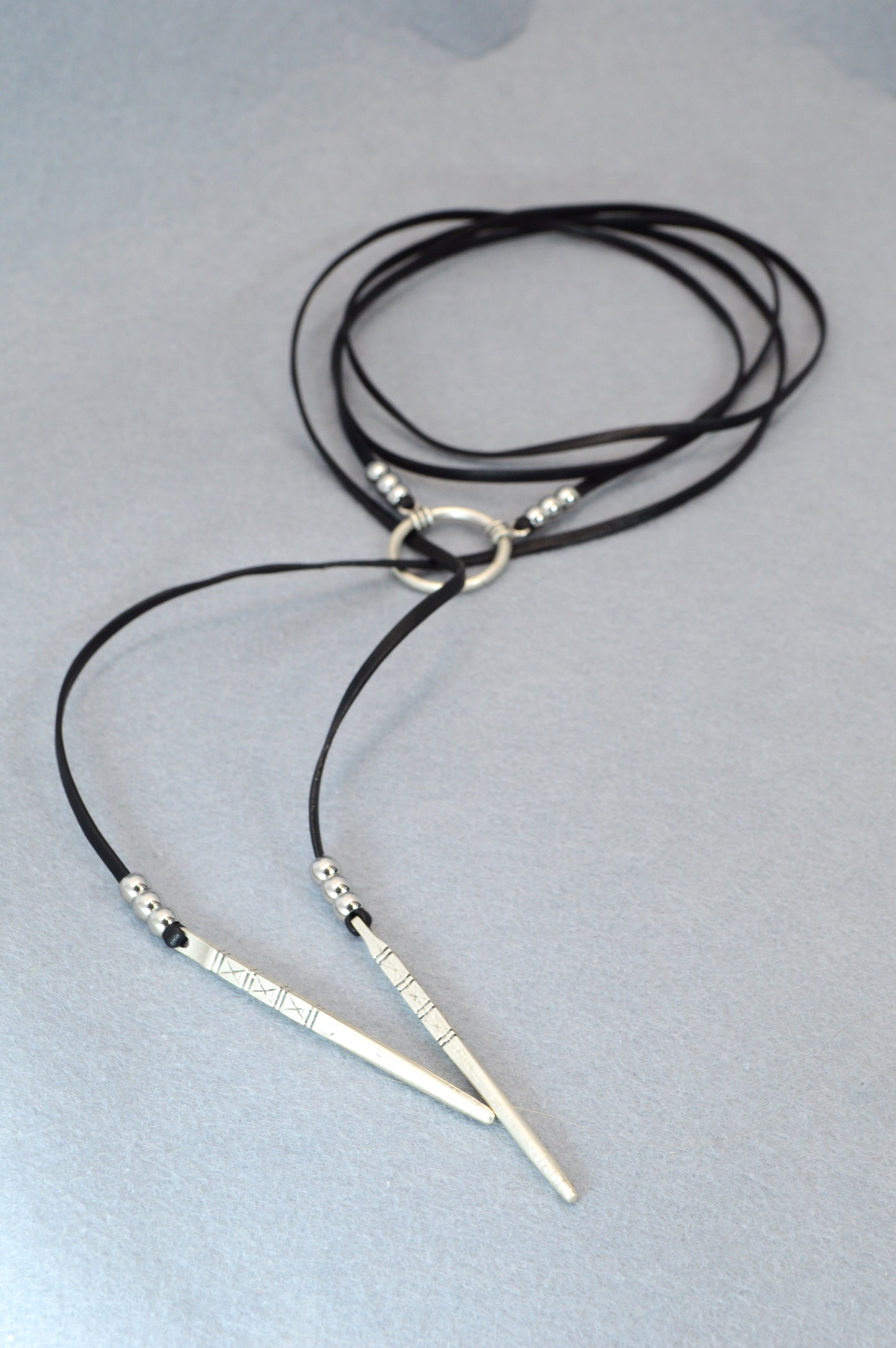 Black Leather Choker Necklace with Silver Ring – Adjustable Wrap, Boho Punk Gothic Minimalist Statement Jewelry, Unisex Trend Fall 2025
