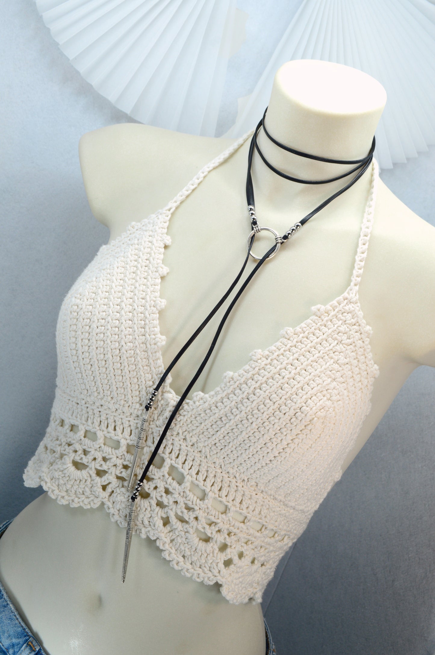 Black Leather Choker Necklace with Silver Ring – Adjustable Wrap, Boho Punk Gothic Minimalist Statement Jewelry, Unisex Trend Fall 2025