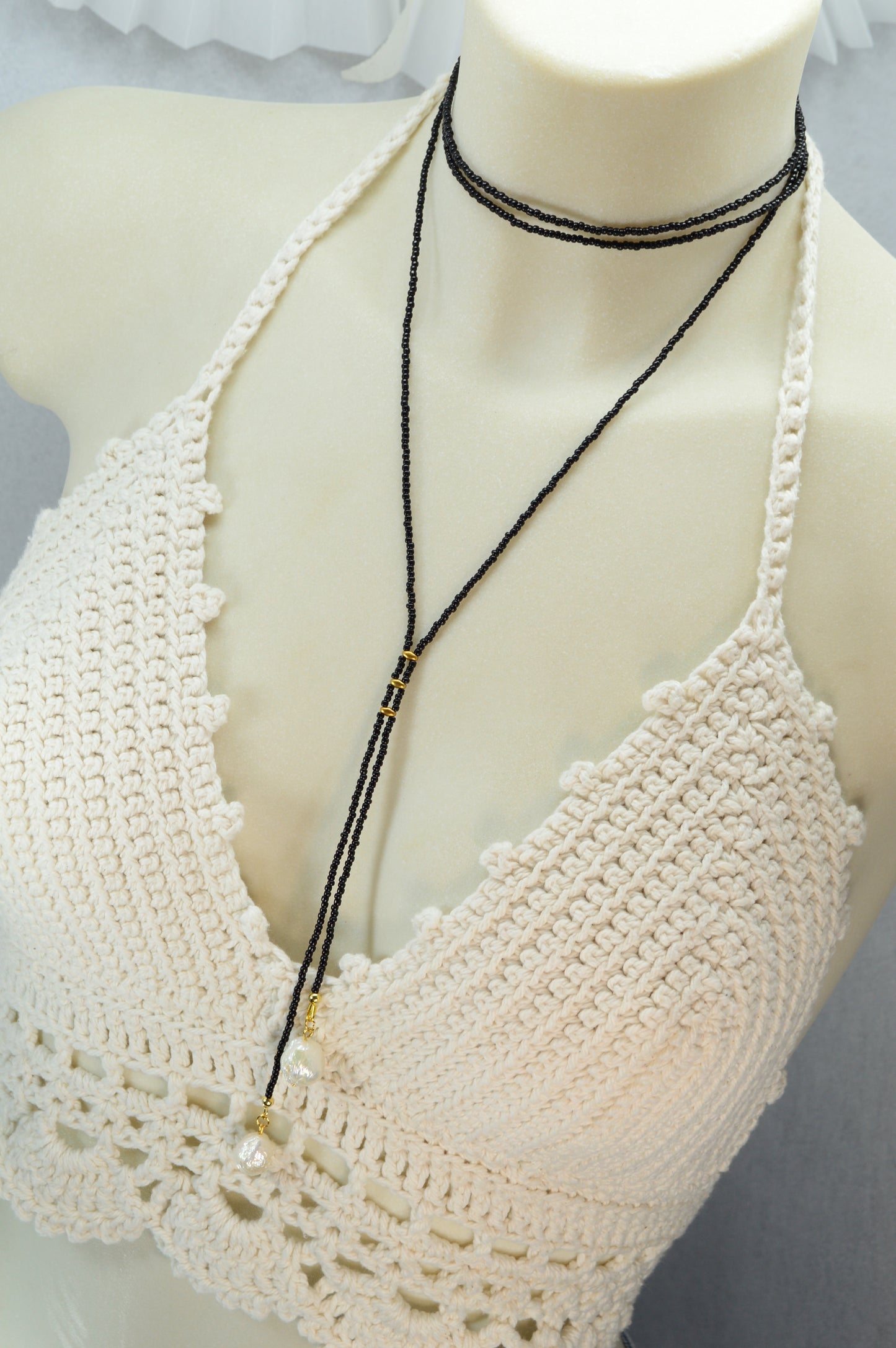Boho Black Beaded Lariat Necklace – Handmade Wrap Y Necklace with Freshwater Pearls – Elegant Minimalist Jewelry