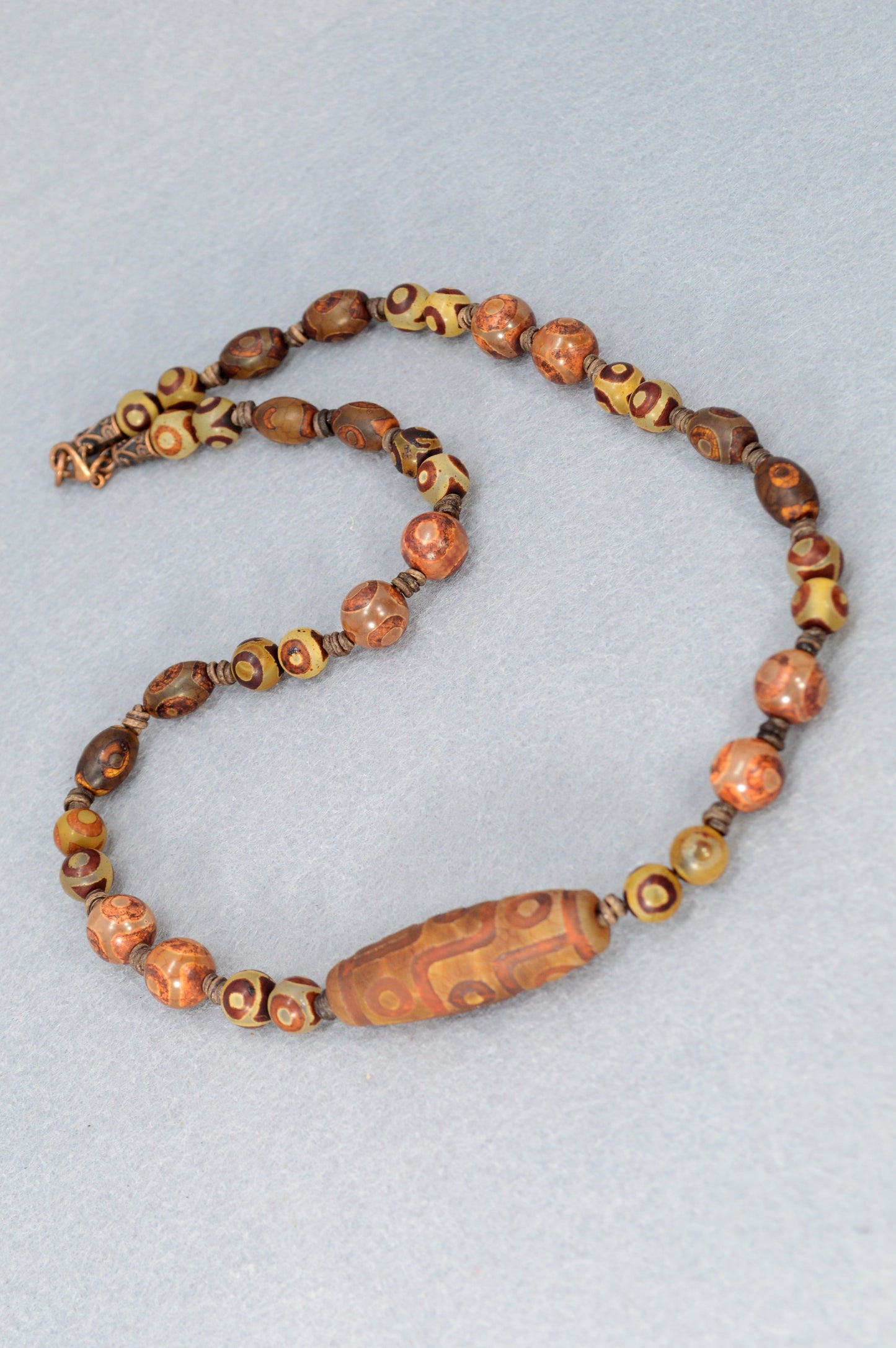 Collar unisex con cuenta tibetana Dzi – amuleto de protección de ágata, joyería espiritual boho