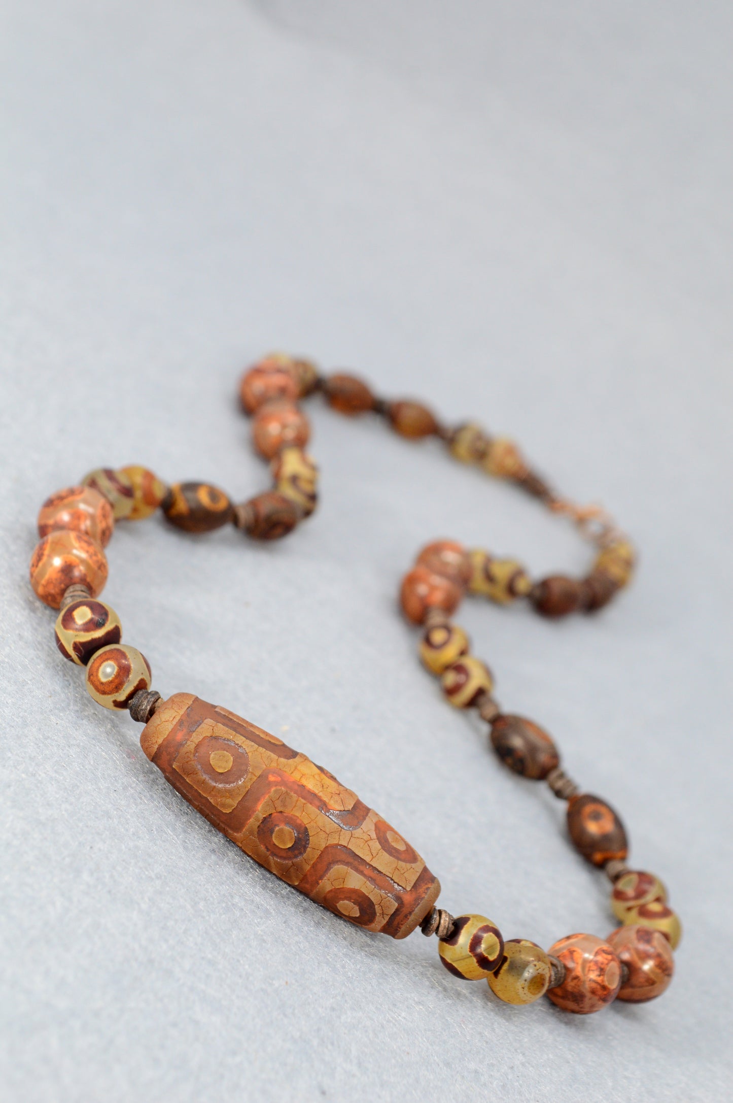 Collar unisex con cuenta tibetana Dzi – amuleto de protección de ágata, joyería espiritual boho