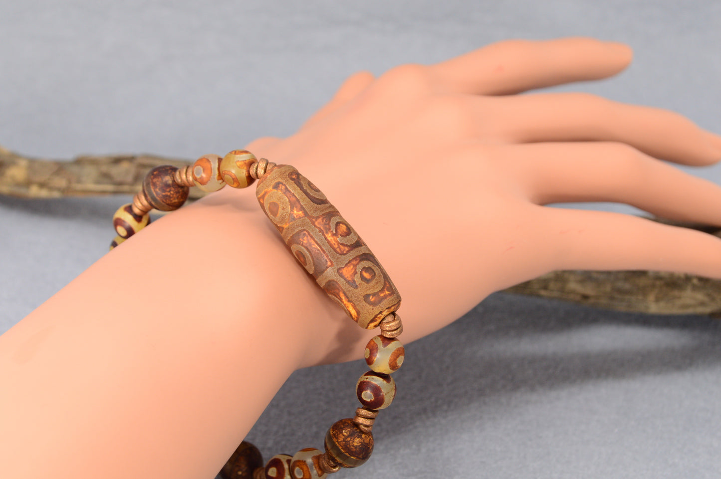 Unisex Tibetan Dzi Bead Bracelet | Agate Protection Jewelry | Spiritual Healing Boho Style