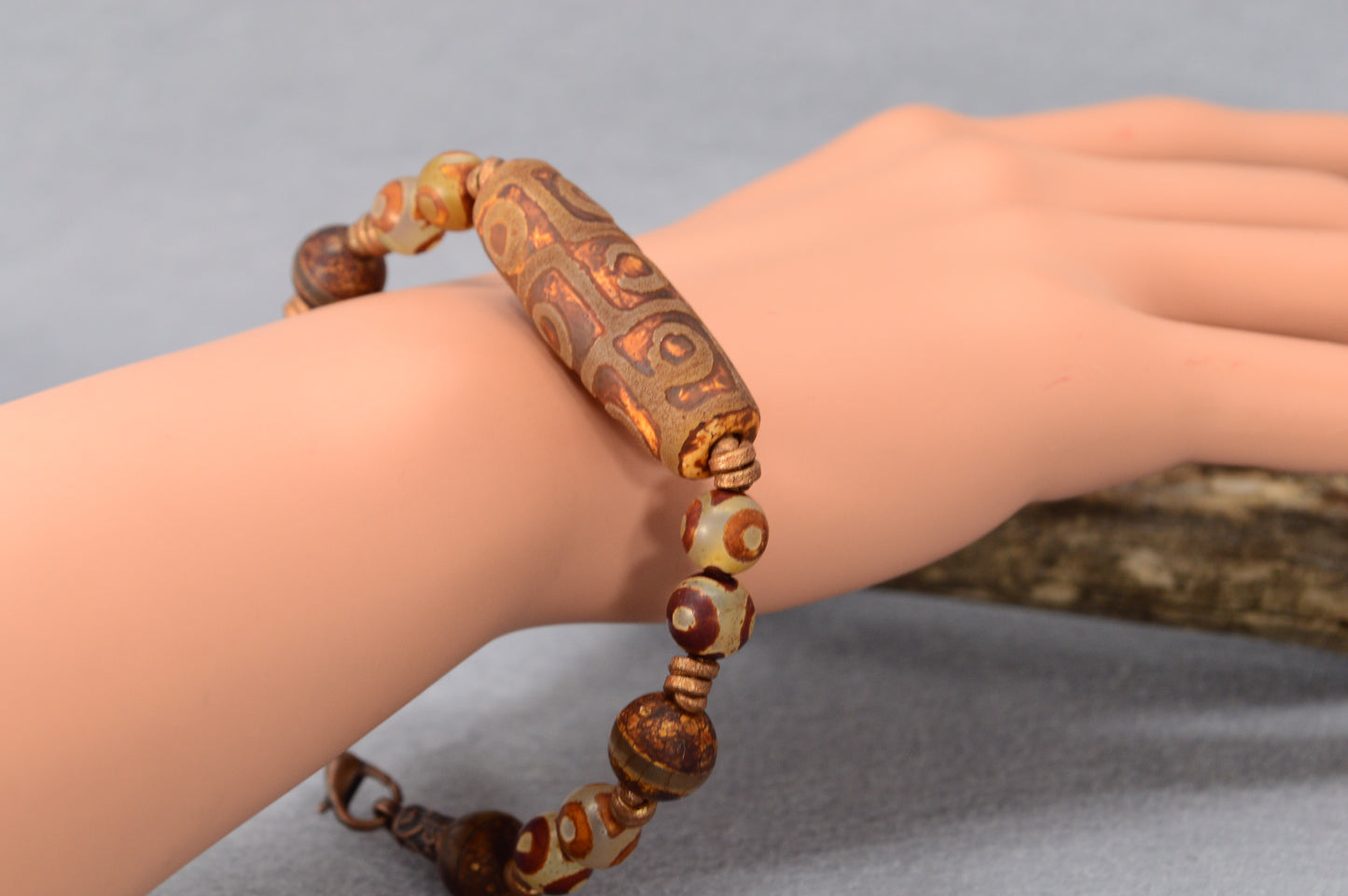 Unisex Tibetan Dzi Bead Bracelet | Agate Protection Jewelry | Spiritual Healing Boho Style