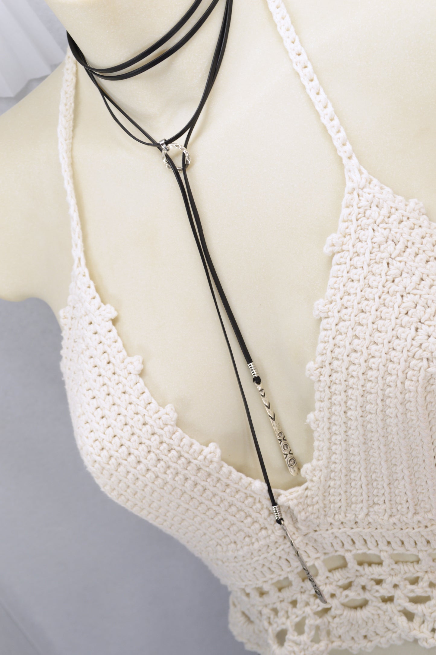 Boho Tribal Leather Choker Necklace – Festival Jewelry with Ethnic Silver Pendants