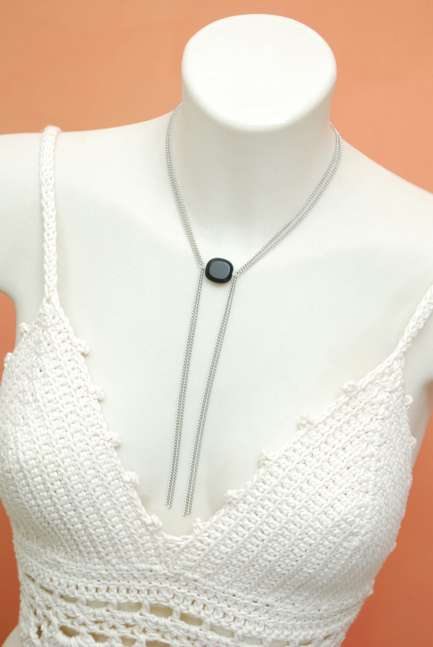 Minimalist Lariat Necklace with Glass Accent