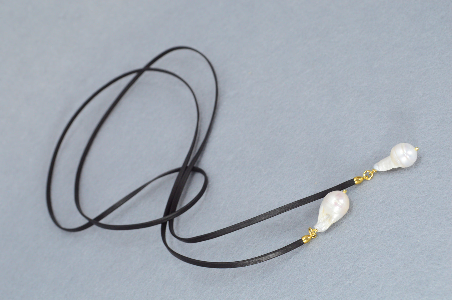 Luxury Baroque Pearl Leather Wrap Choker Necklace – Black Leather Cord, Gold Details, Statement Jewelry
