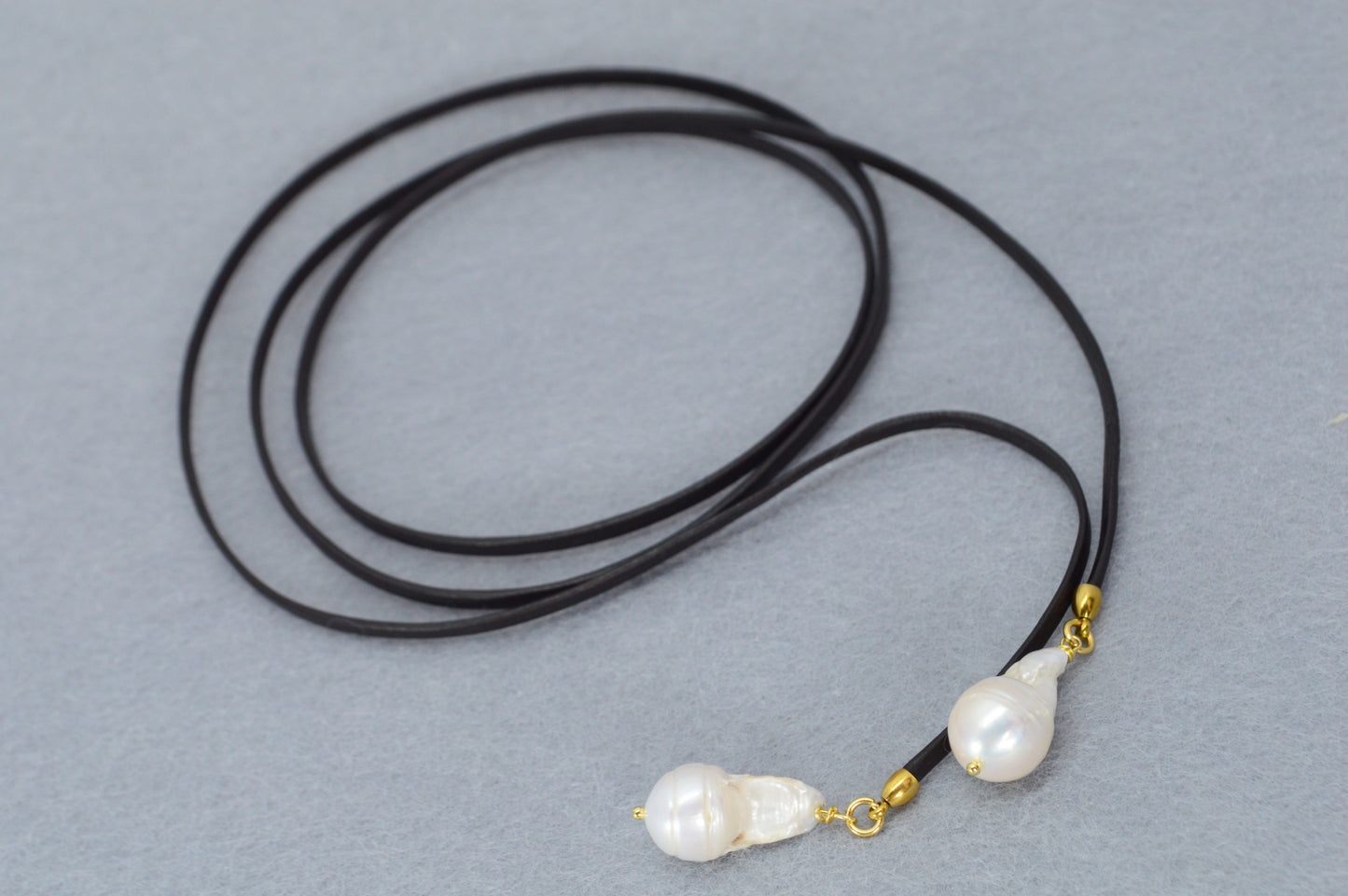 Luxury Baroque Pearl Leather Wrap Choker Necklace – Black Leather Cord, Gold Details, Statement Jewelry