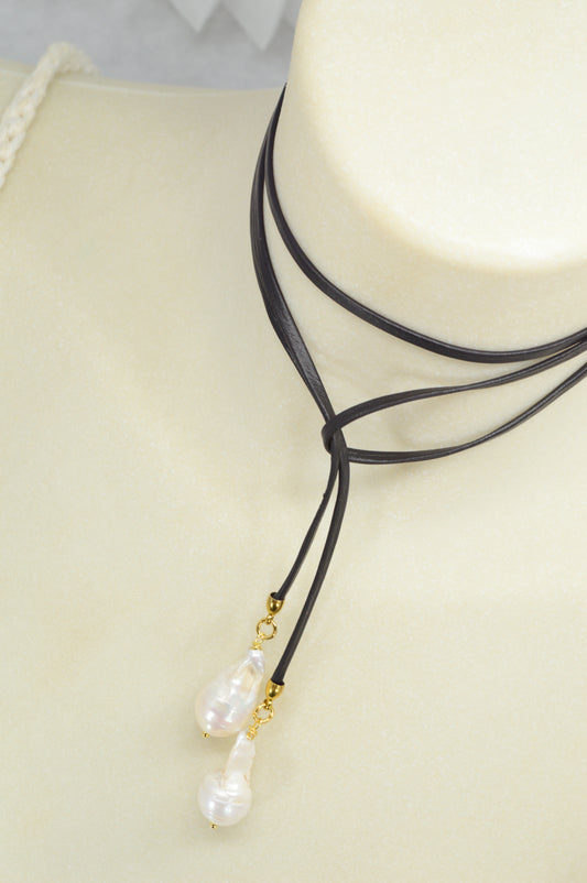 Luxury Baroque Pearl Leather Wrap Choker Necklace – Black Leather Cord, Gold Details, Statement Jewelry