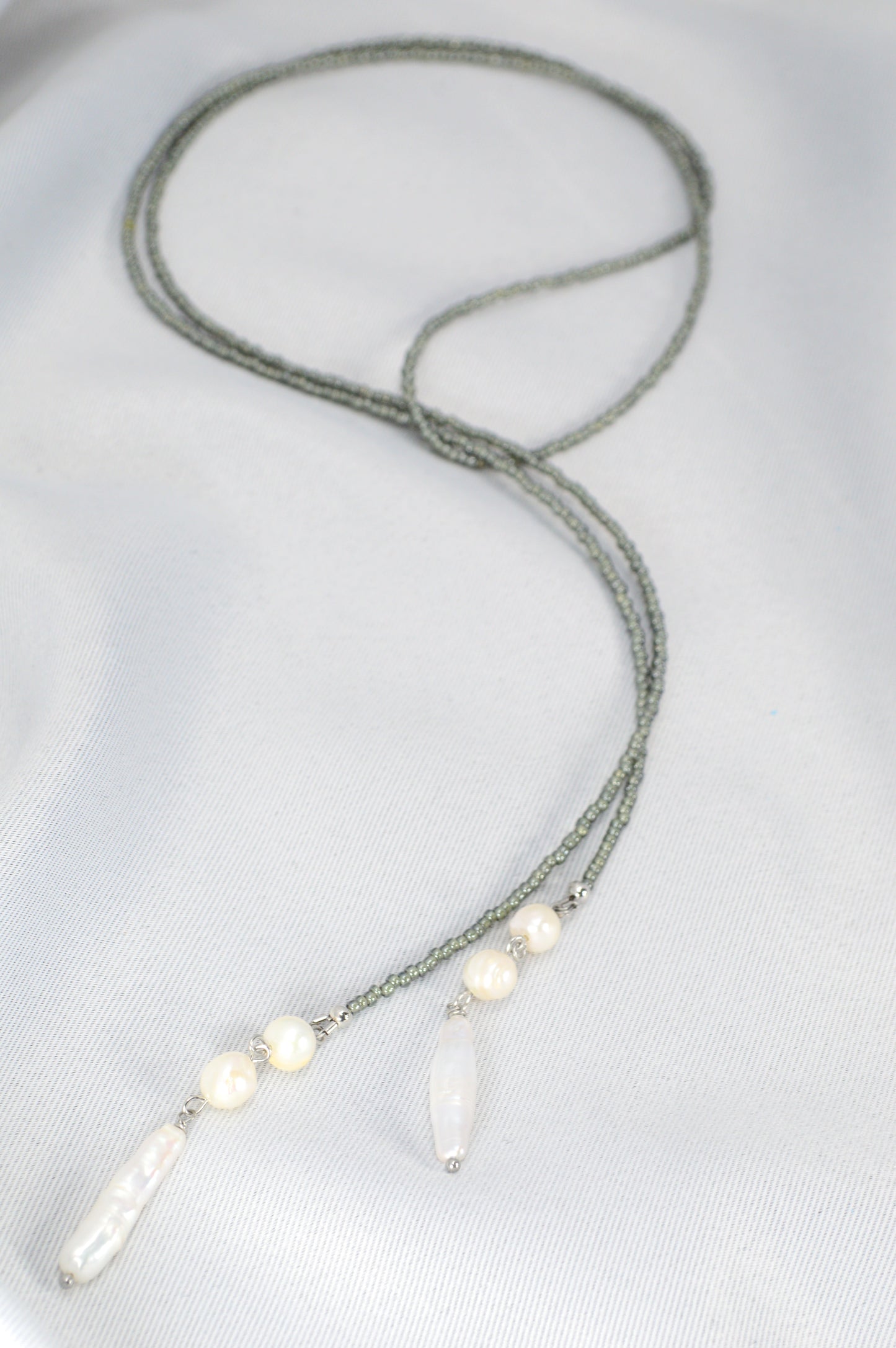 Minimalist Beaded Necklace with Freshwater Pearls – Modern Layered Jewelry