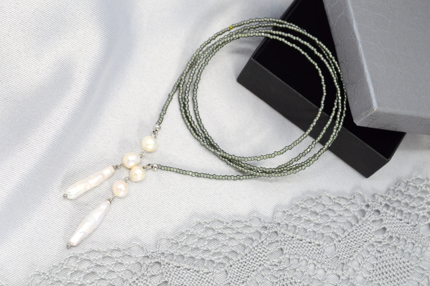 Minimalist Beaded Necklace with Freshwater Pearls – Modern Layered Jewelry
