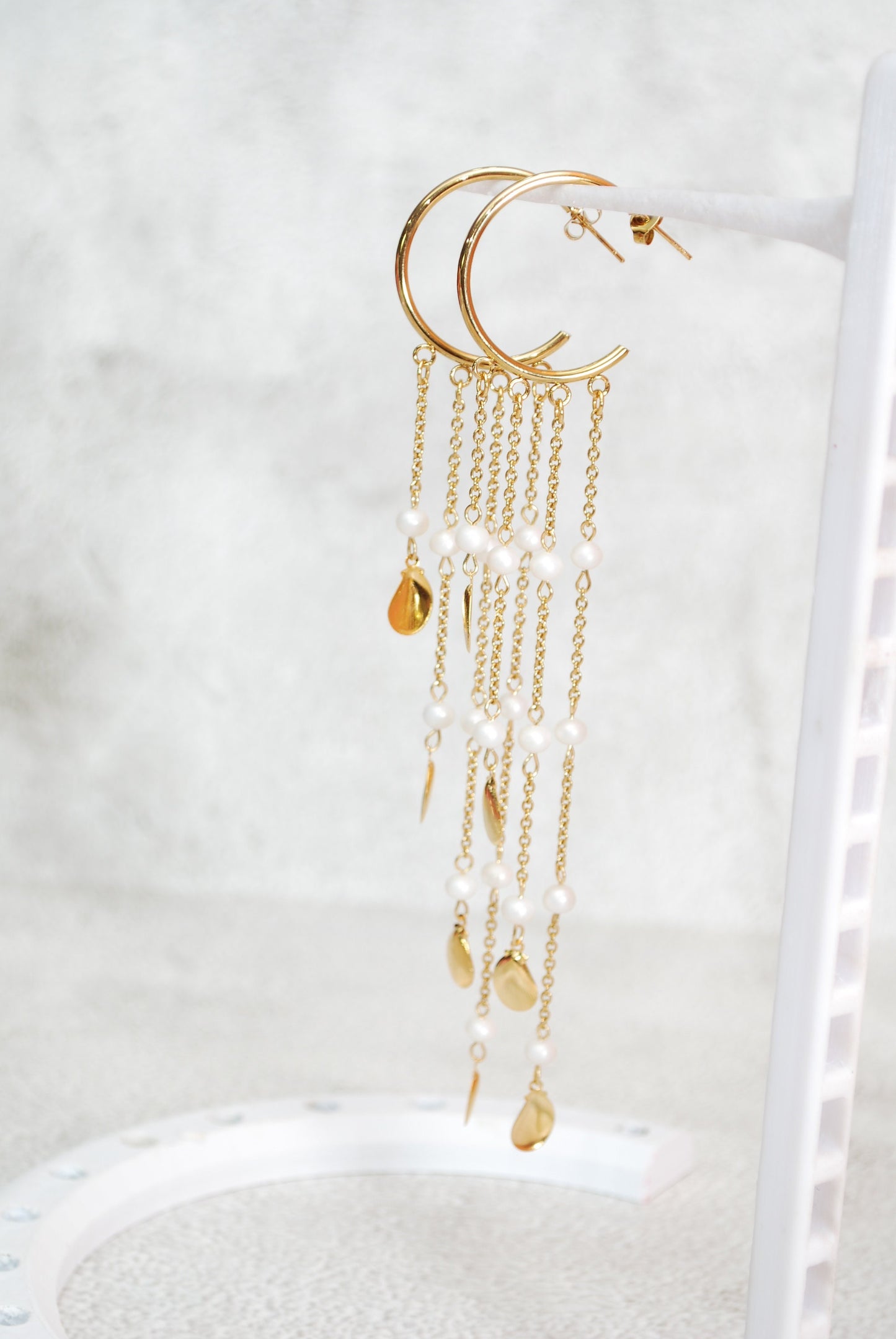 Long cascade pearl earrings, gold plated stainless steel chain earrings, wedding bride earrings, 14cm