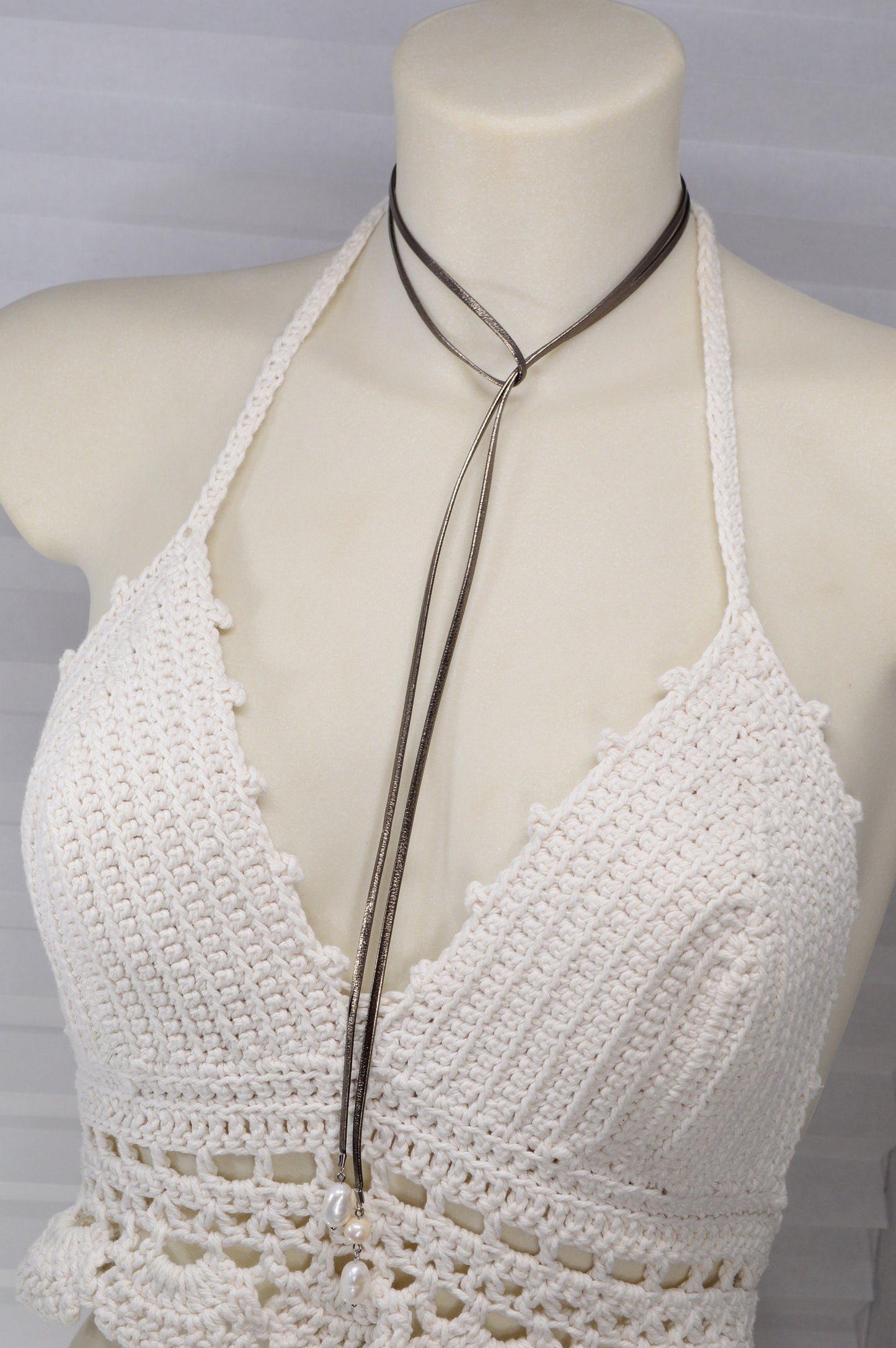 Long Sexy leather Y necklacr with freshwater pearls, a unique jewelry piece for creating trendy and bold looks. About 120cm - 47".