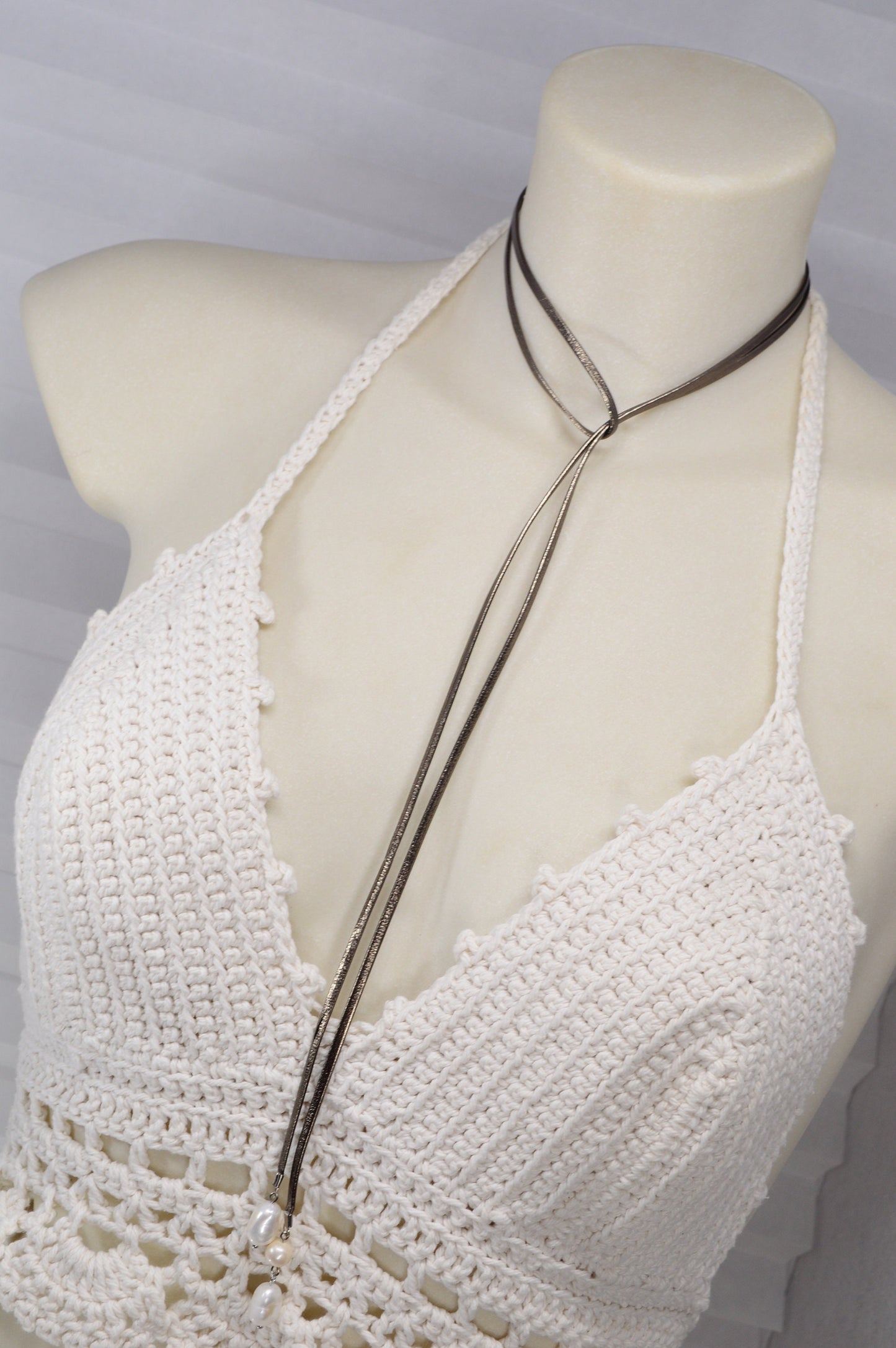 Long Sexy leather Y necklacr with freshwater pearls, a unique jewelry piece for creating trendy and bold looks. About 120cm - 47".