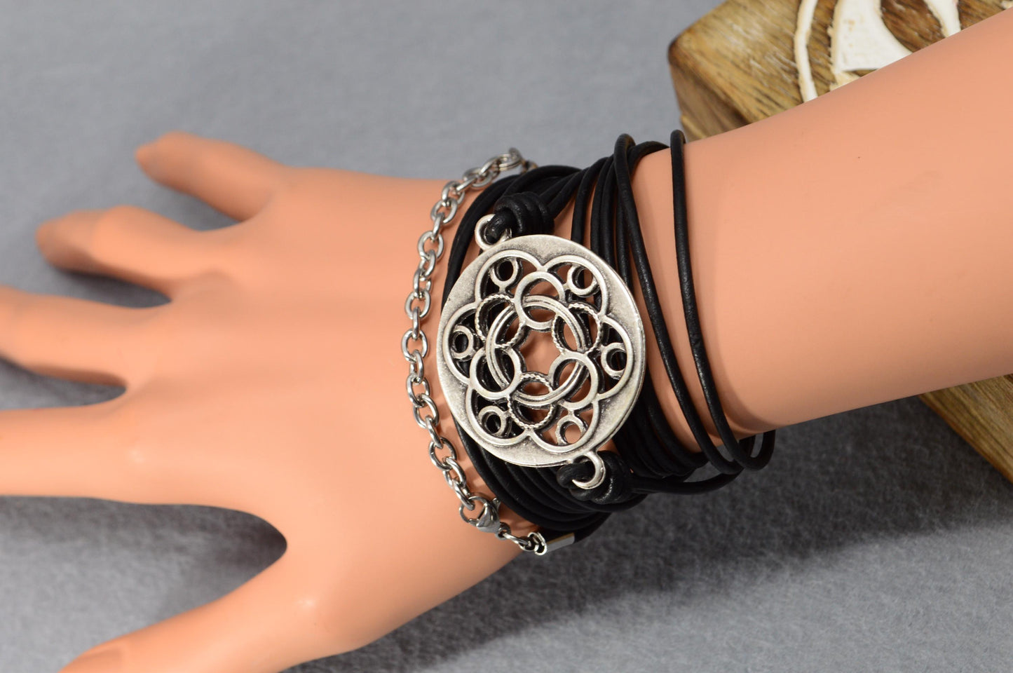 NEW *** Multi layers vintage green / gray / black / brown leather bracelet, boho outfit. Estibela design. Adjustible bracelet.