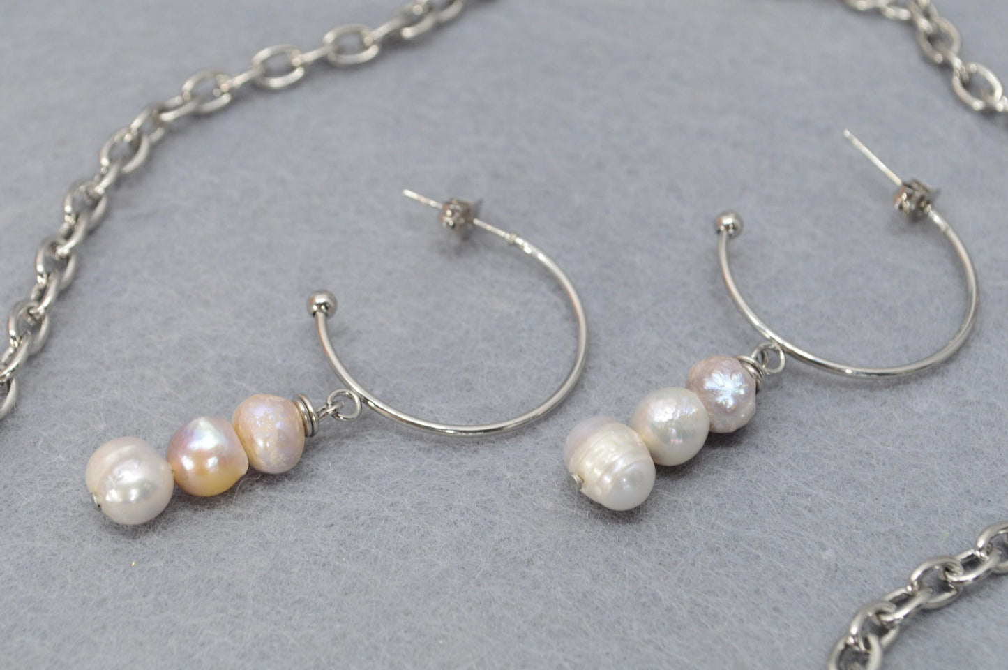 Baroque Freshwater Pearl & Stainless Steel Chain Jewelry Set: Unique Necklace, Hoop Earrings – Ready-to-Gift