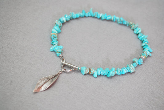 Blue Turquoise stone beaded choker, leaf pendant necklace, boho jewelry, hippie outfit 37cm - 14,5"