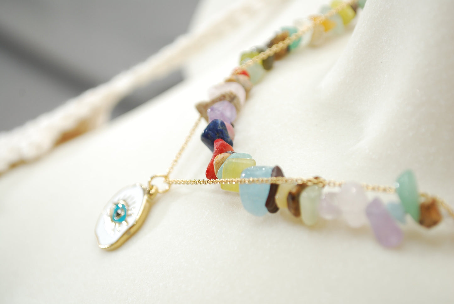 Bohemian glam: 2 necklaces in one set, ideal for holidays, versatile wear.