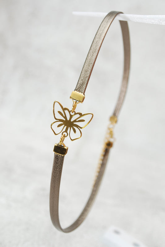 Fluttering Sensuality: Gold Butterfly Choker Necklace with High-Quality Leather Cord