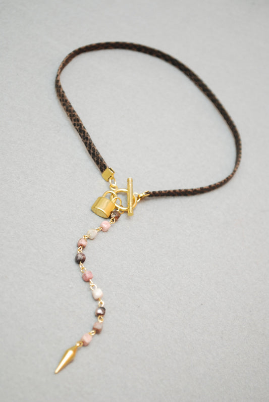 Lizart Brown Leather Choker with Rhodochrosite Stone Accent - Unique, Elegant, and Sensual Statement Piece for Fashion-forward Individuals