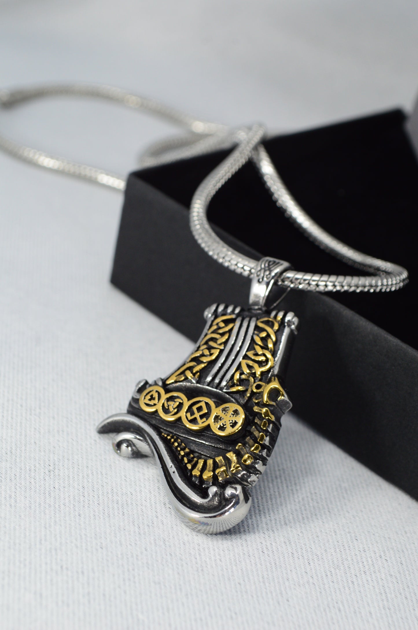 Viking Axe Pendant Necklace – Stainless Steel Nordic Amulet with Gold Details