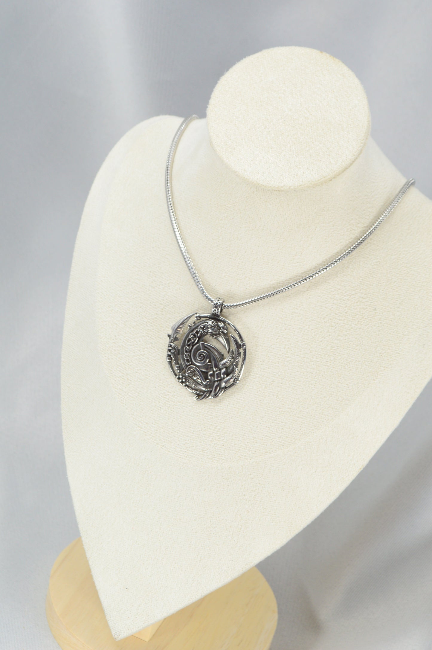 Viking Raven Pendant – Nordic Stainless Steel Necklace, Norse Raven Amulet