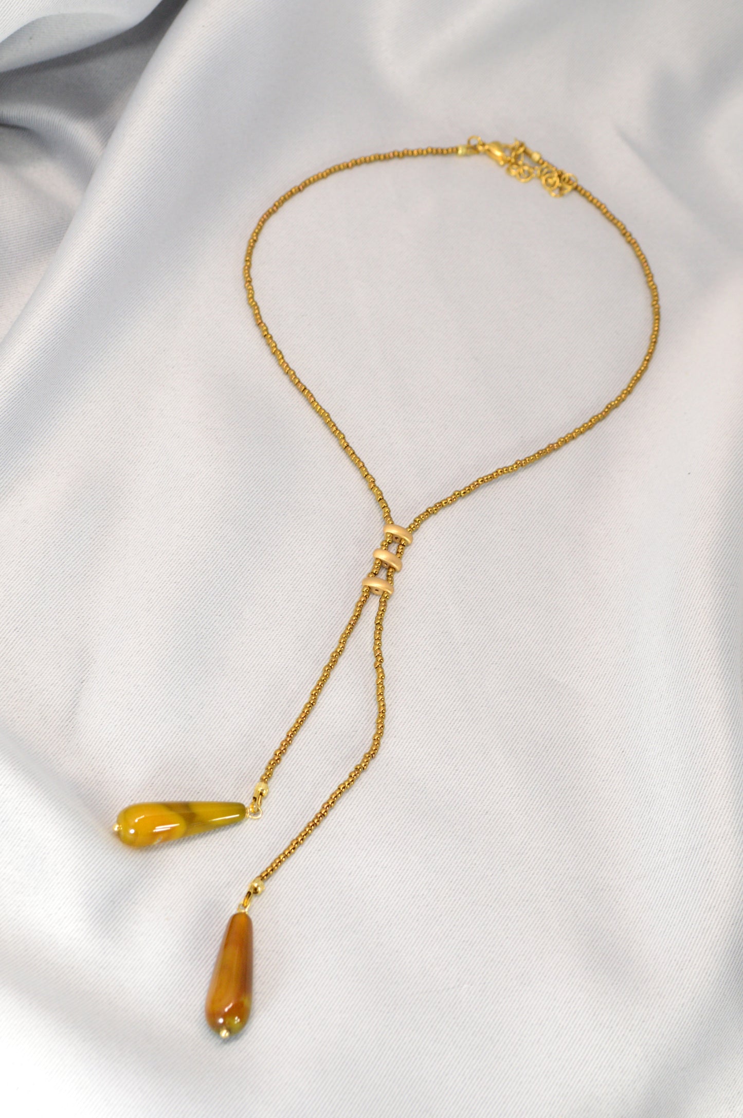 Agate Drop Lariat Necklace – Gold Seed Bead Y Necklace with Natural Agate Tips
