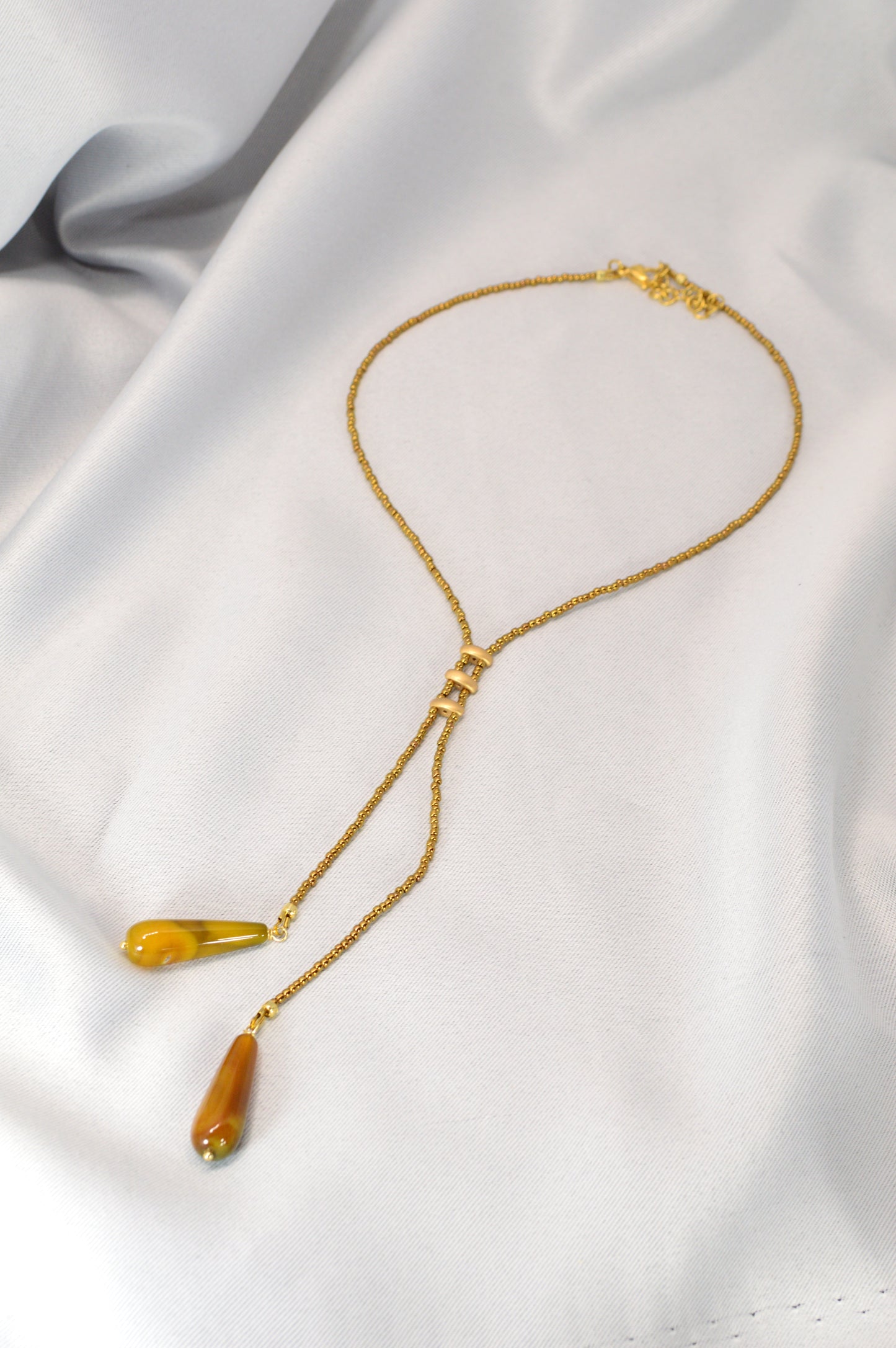 Agate Drop Lariat Necklace – Gold Seed Bead Y Necklace with Natural Agate Tips