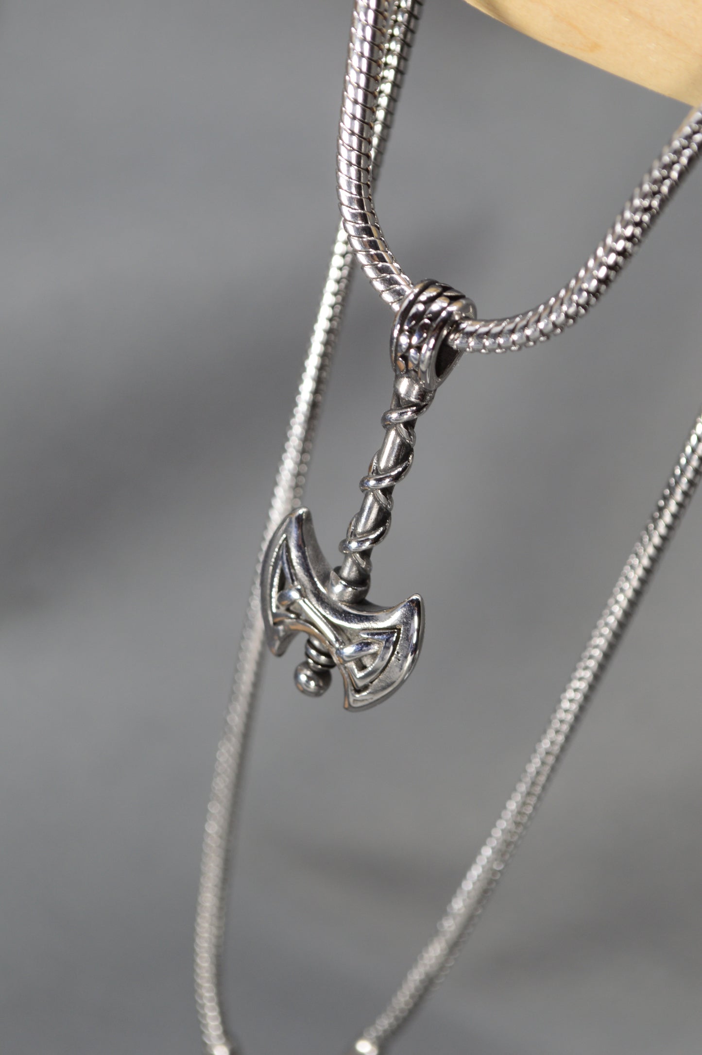 Viking Axe Pendant Necklace – Stainless Steel Norse Battle Axe Amulet