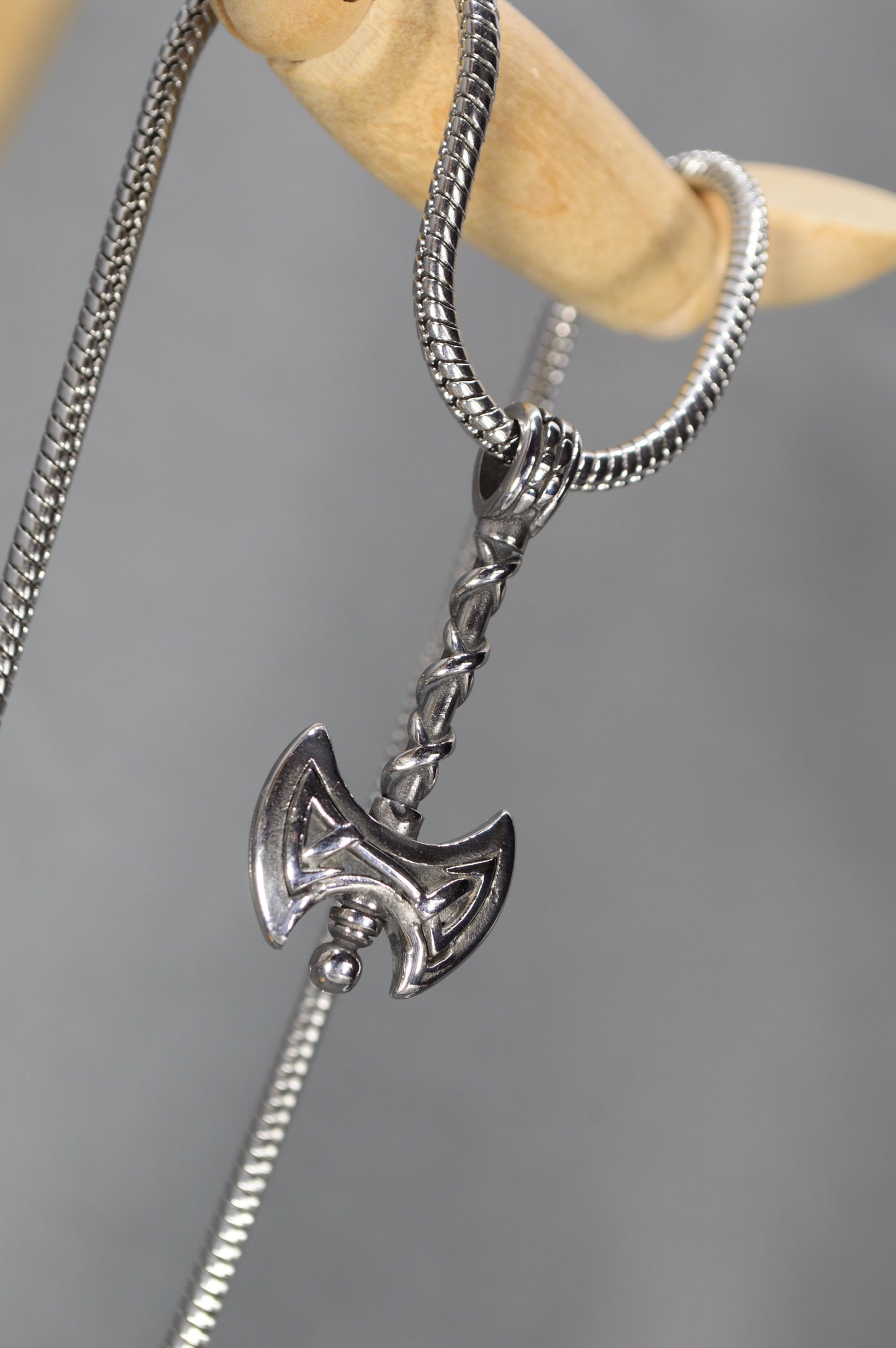 Viking Axe Pendant Necklace – Stainless Steel Norse Battle Axe Amulet