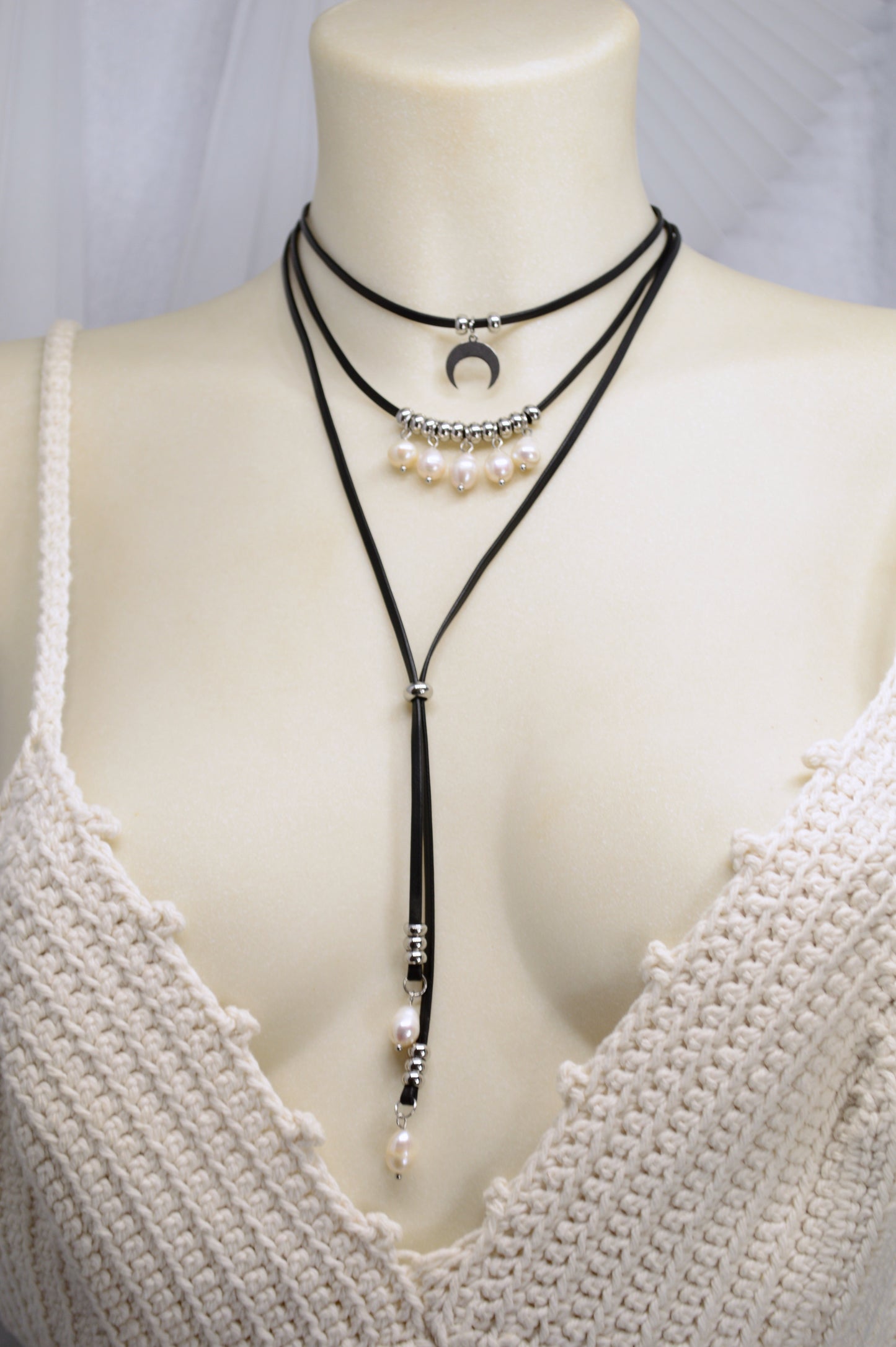 Black Leather Pearl Bolo Necklace – Layered Moon Choker with Freshwater Pearls