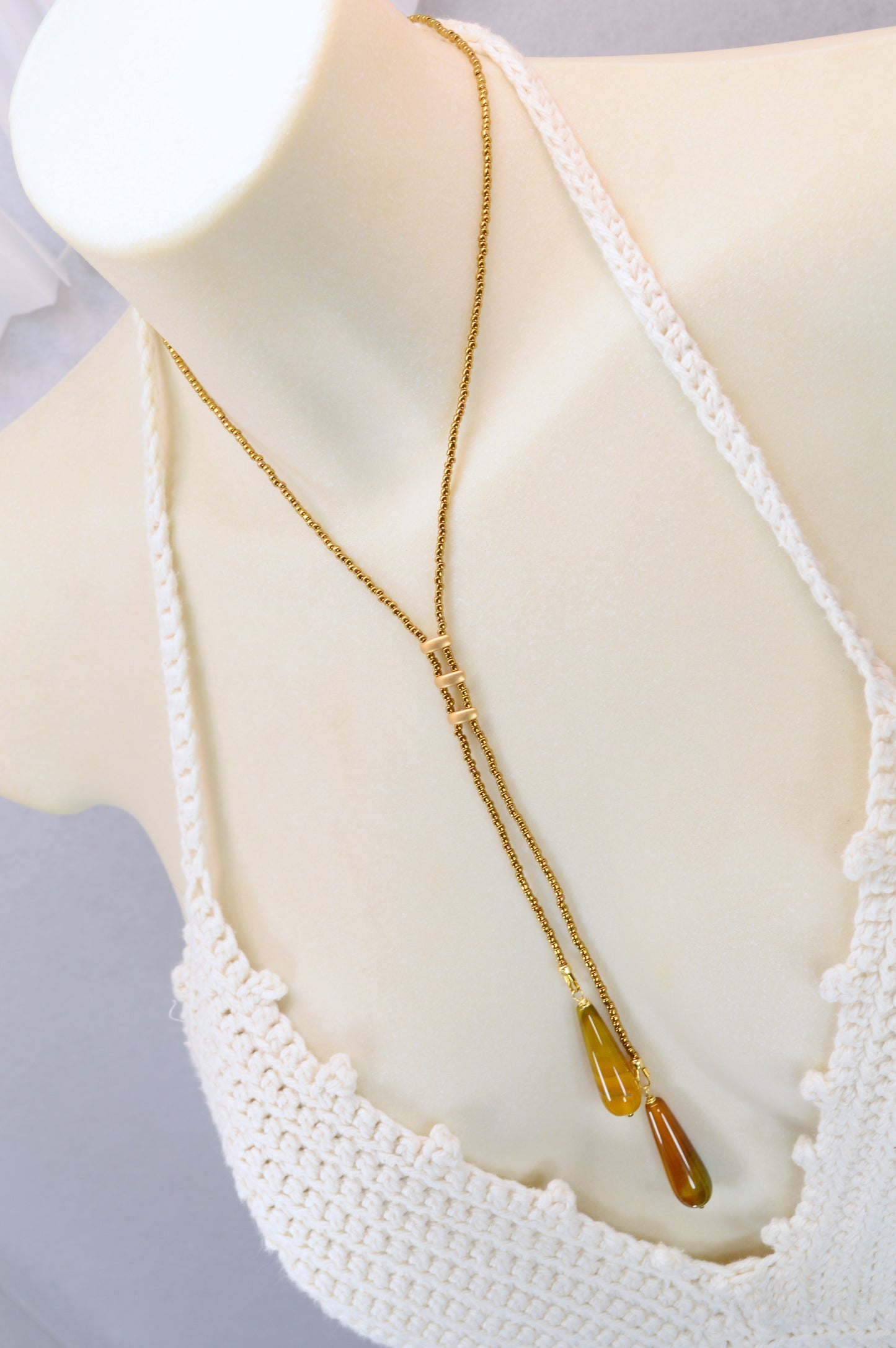 Agate Drop Lariat Necklace – Gold Seed Bead Y Necklace with Natural Agate Tips
