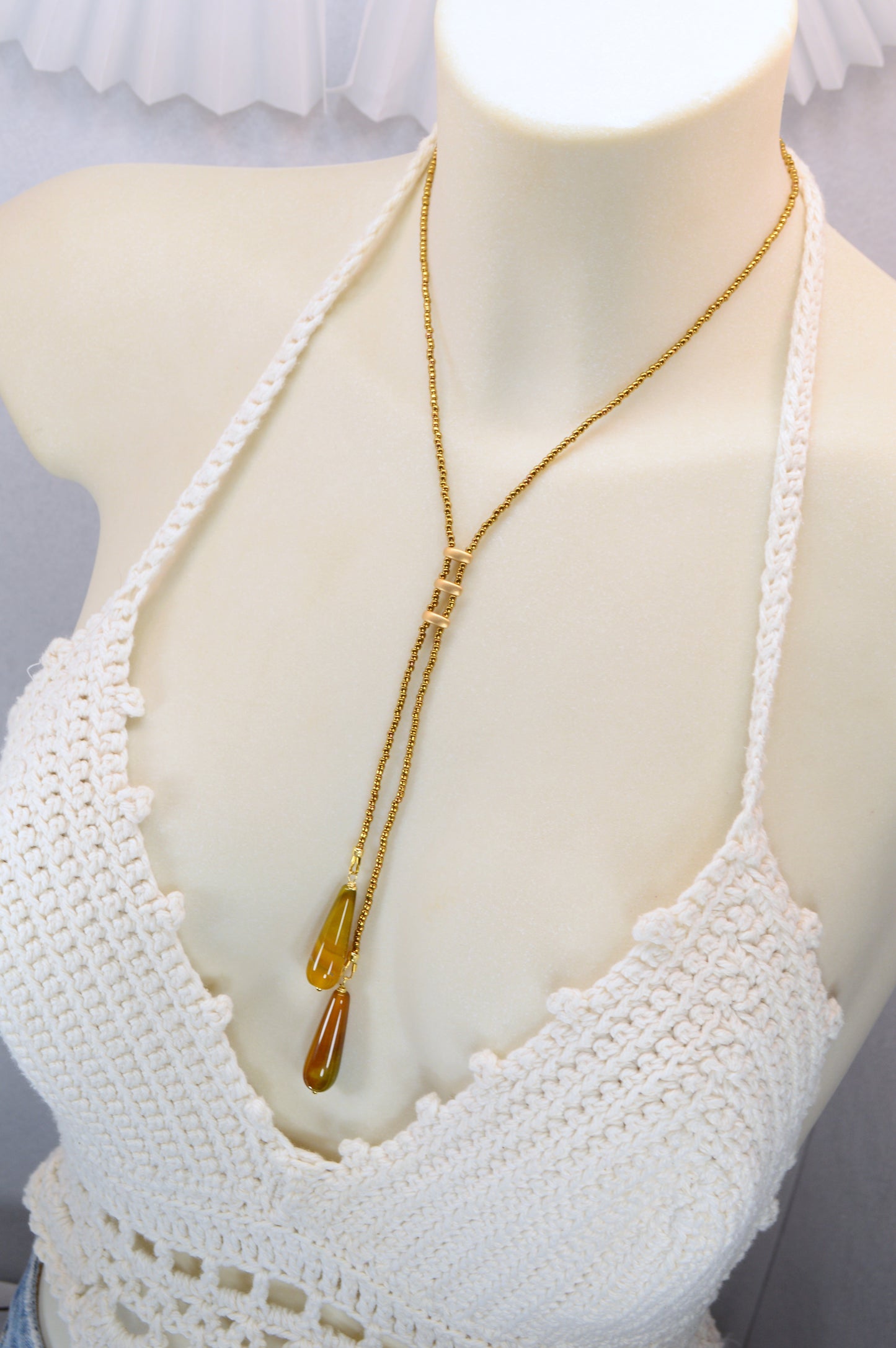 Agate Drop Lariat Necklace – Gold Seed Bead Y Necklace with Natural Agate Tips