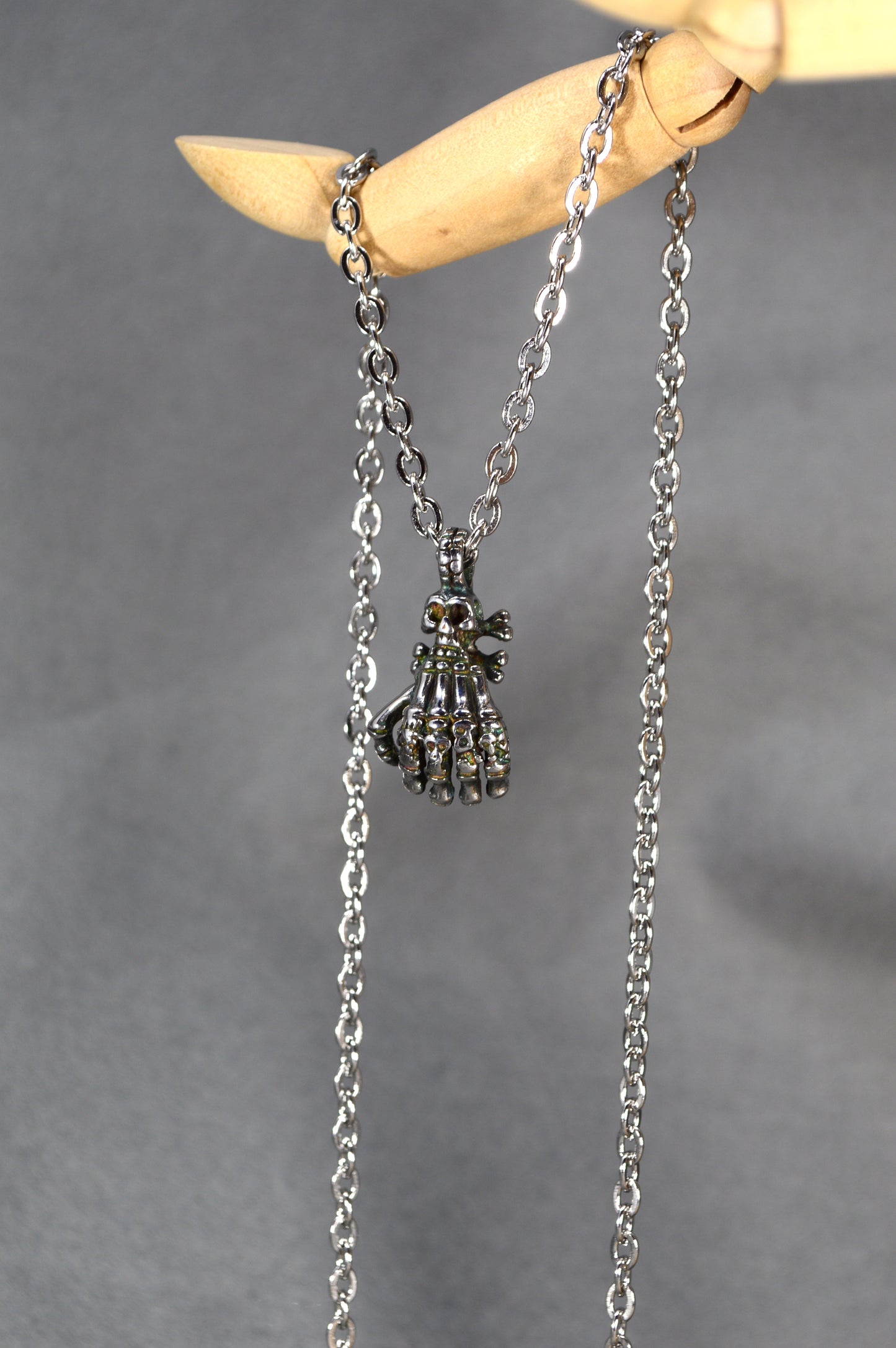 Skeleton Hand Pendant Necklace – Gothic Stainless Steel Charm