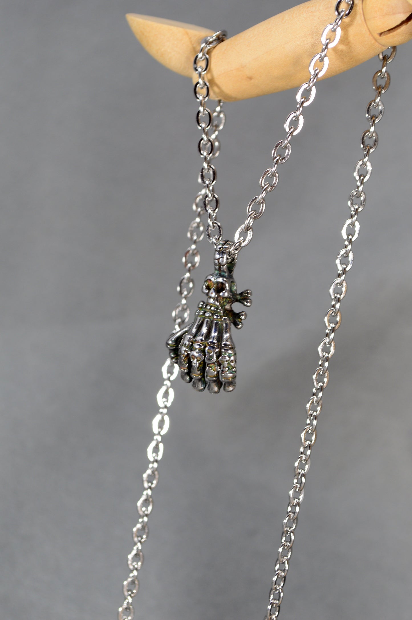 Skeleton Hand Pendant Necklace – Gothic Stainless Steel Charm