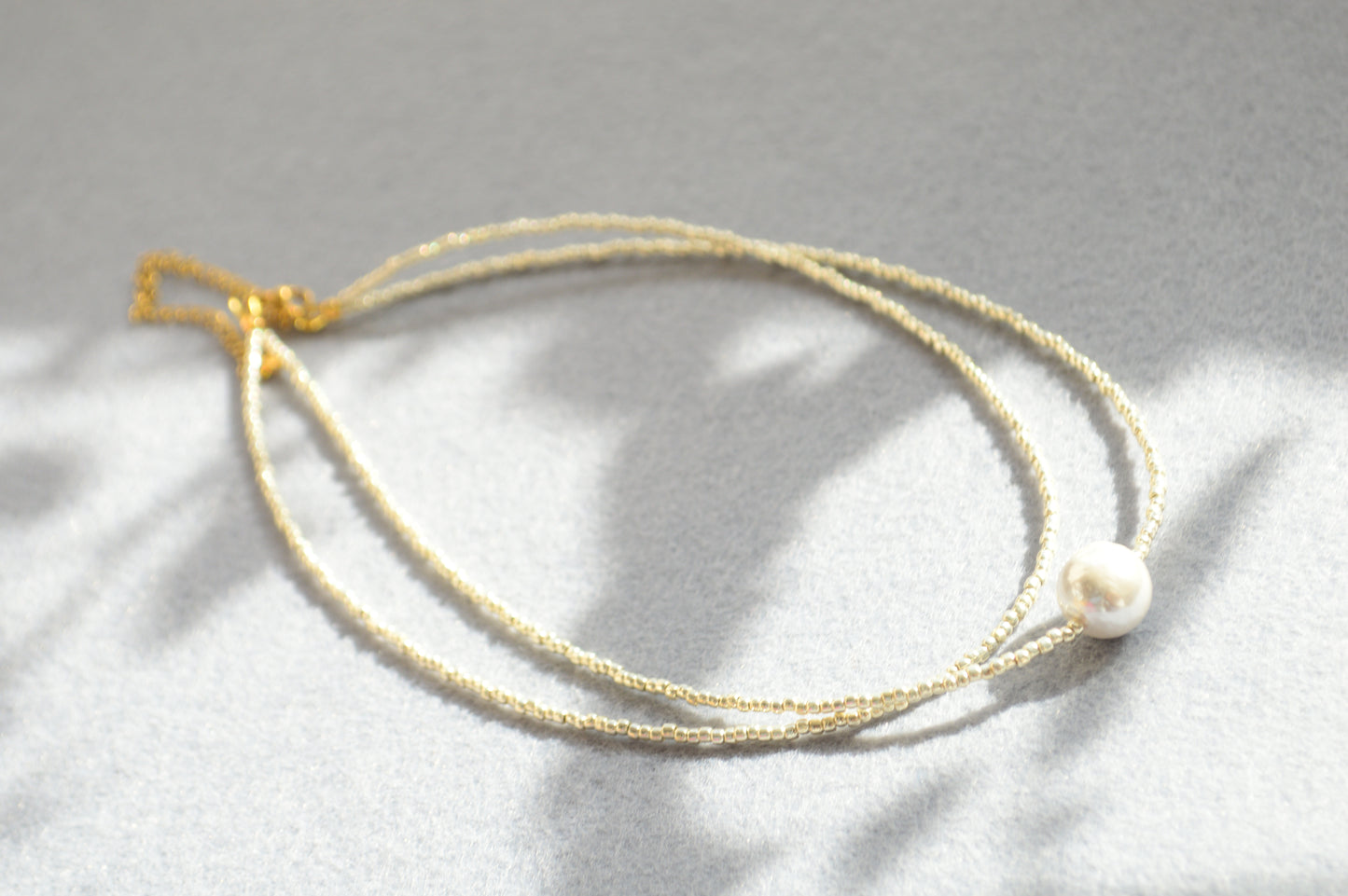 Minimalist Mother of Pearl Choker – Double Strand Seed Bead Necklace