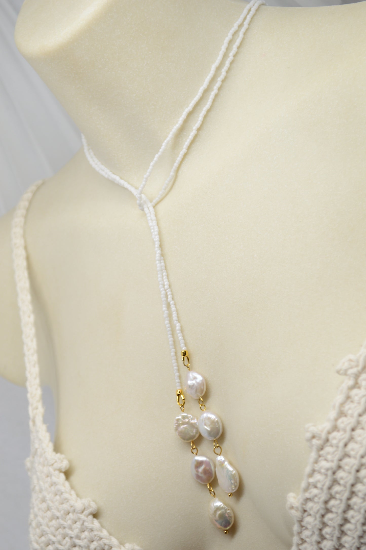 White Pearl Lariat Necklace – Adjustable Seed Bead Y Necklace with Freshwater Pearls