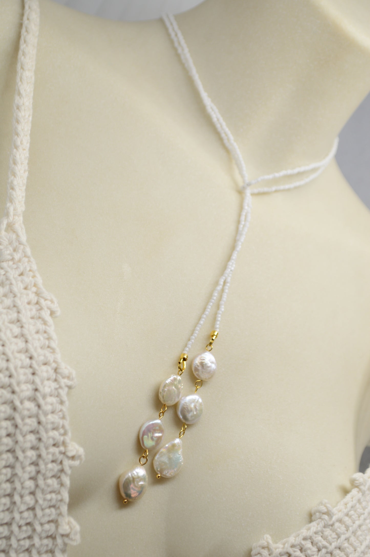White Pearl Lariat Necklace – Adjustable Seed Bead Y Necklace with Freshwater Pearls