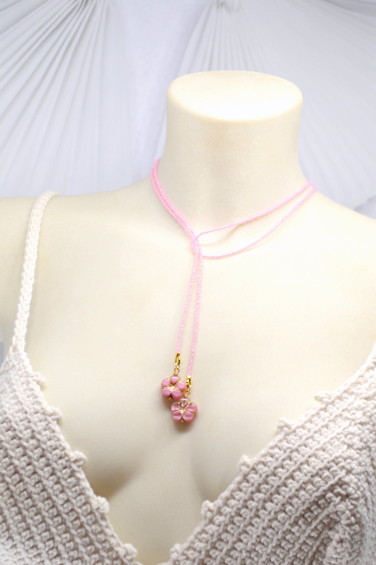 Pink Flower Lariat Necklace – Adjustable Seed Bead Y Necklace with Glass Flowers